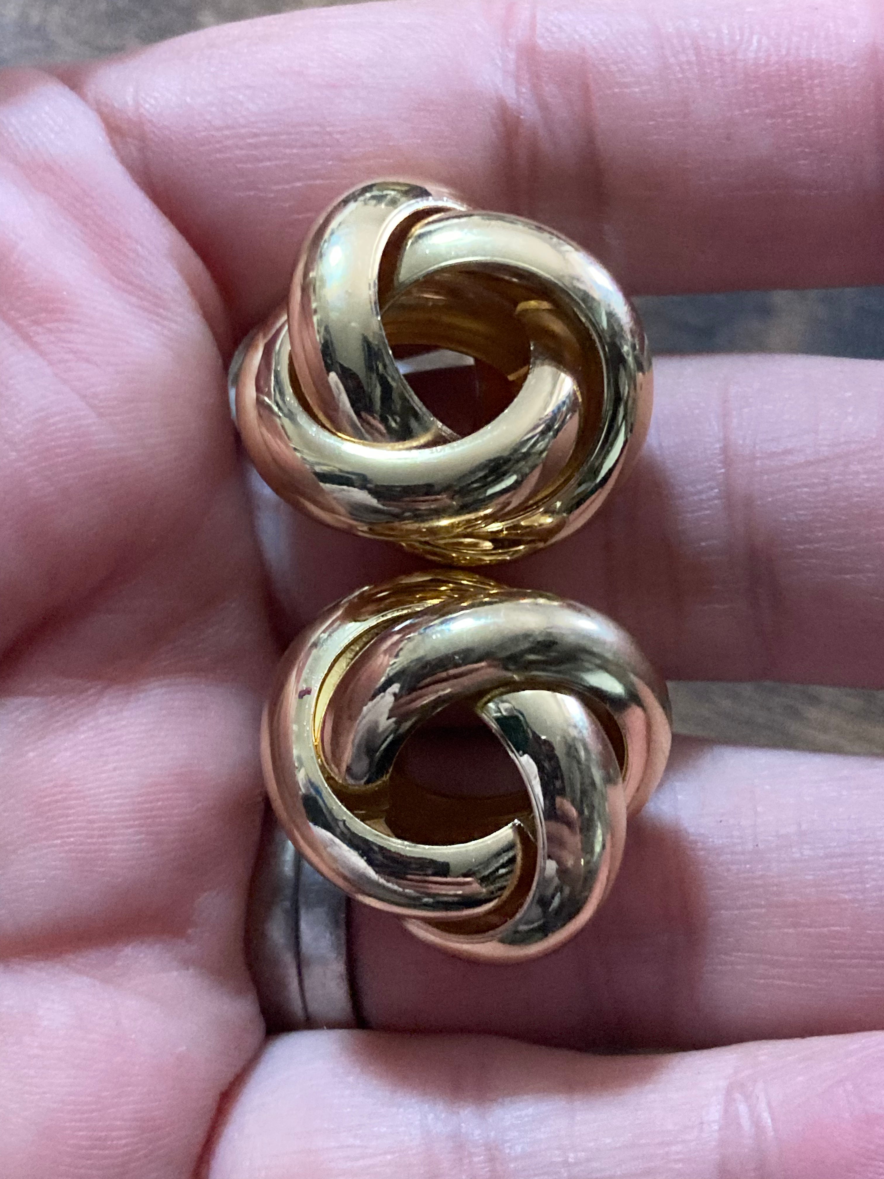 Gold tube round knot earrings