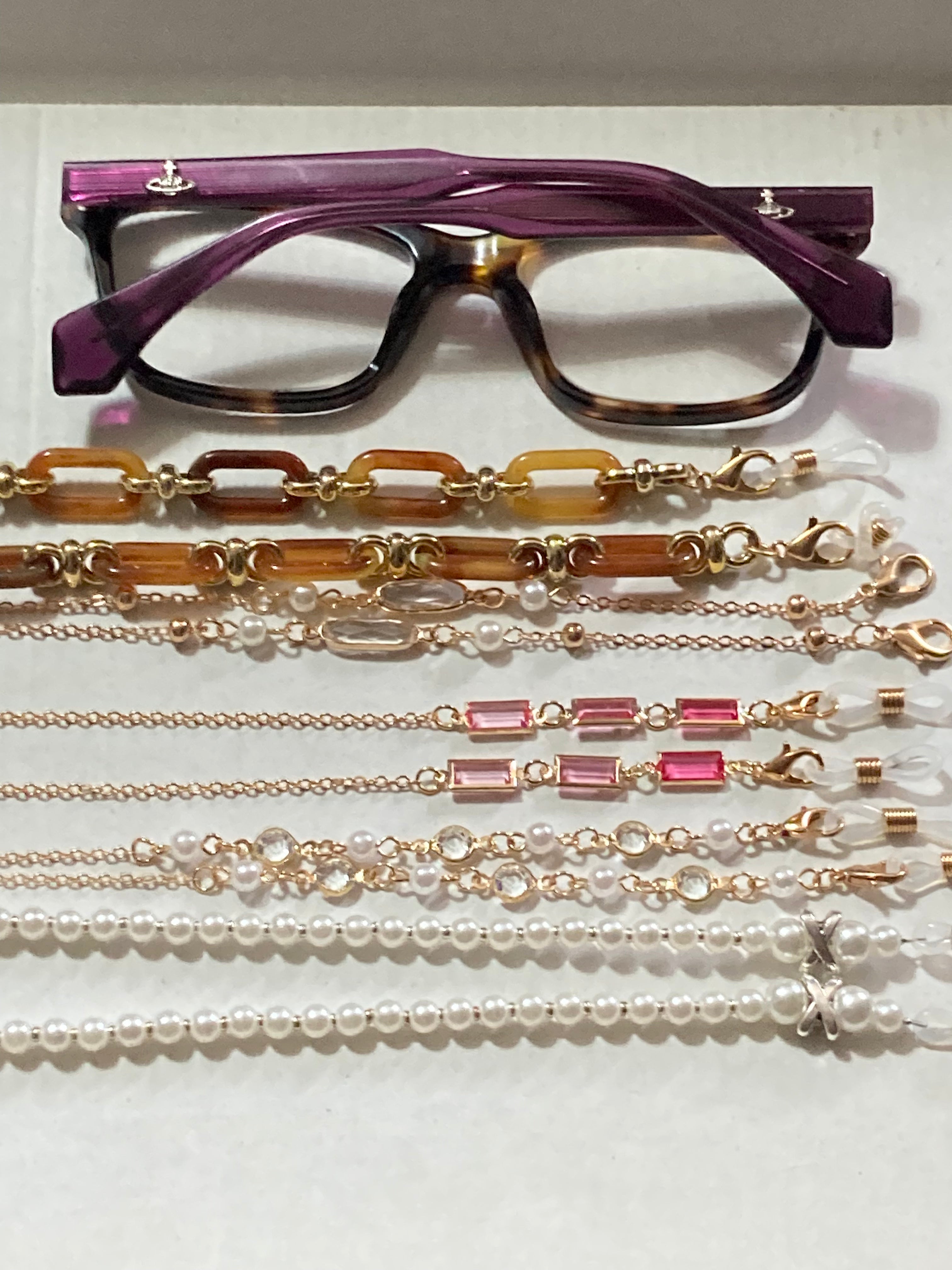 Never lose your glasses sunglasses chain gold tone rivière bezel set clear crystal diamanté lanyard