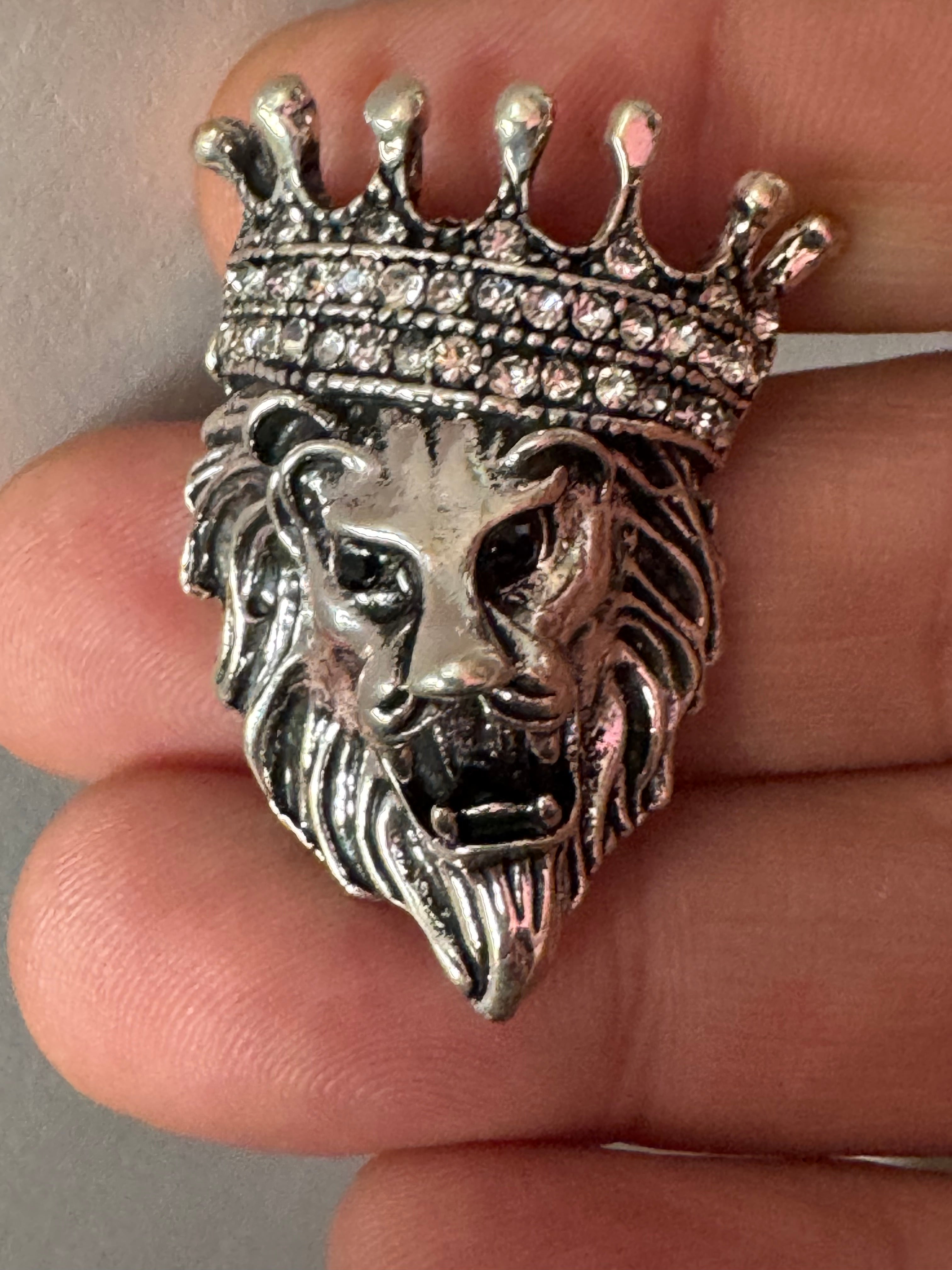 Diamanté silver lion brooch, antique pewter tone