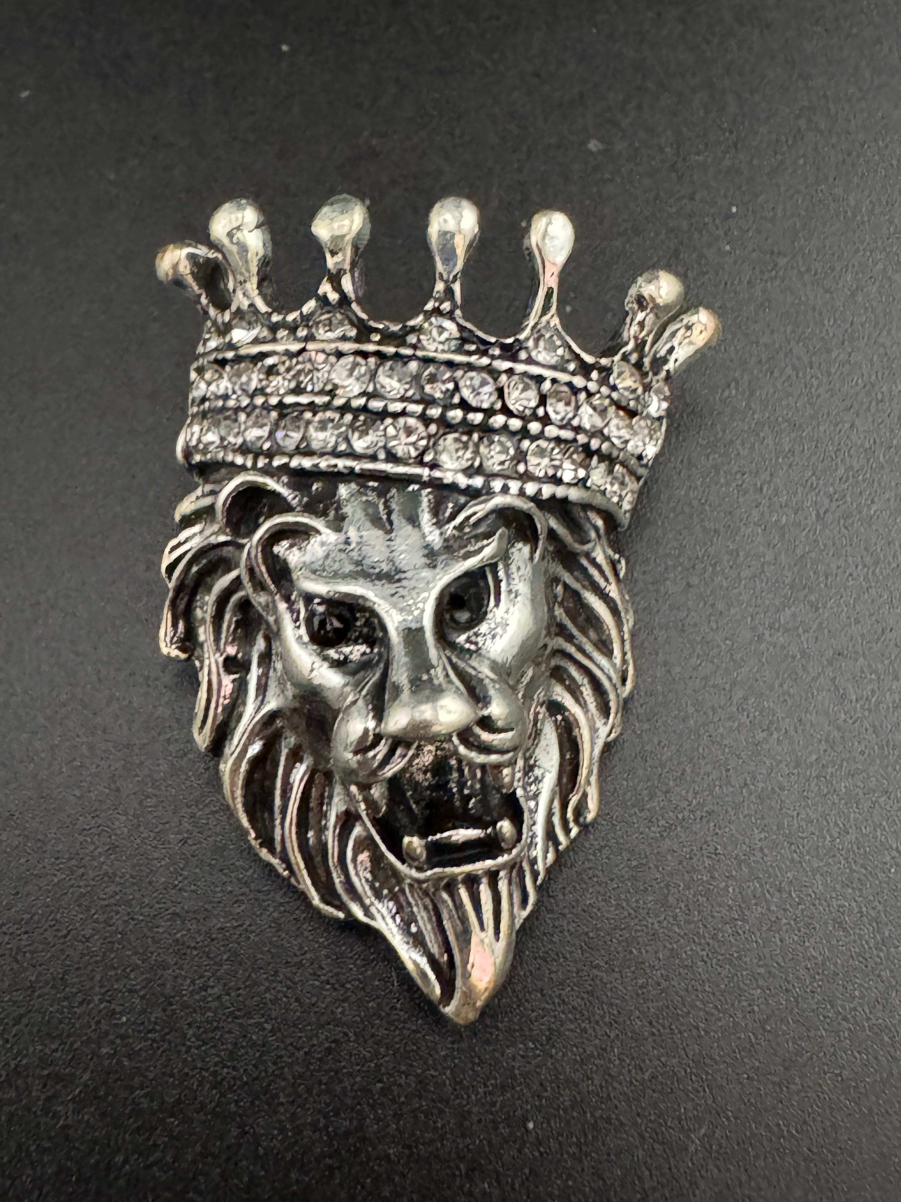 Diamanté silver lion brooch, antique pewter tone