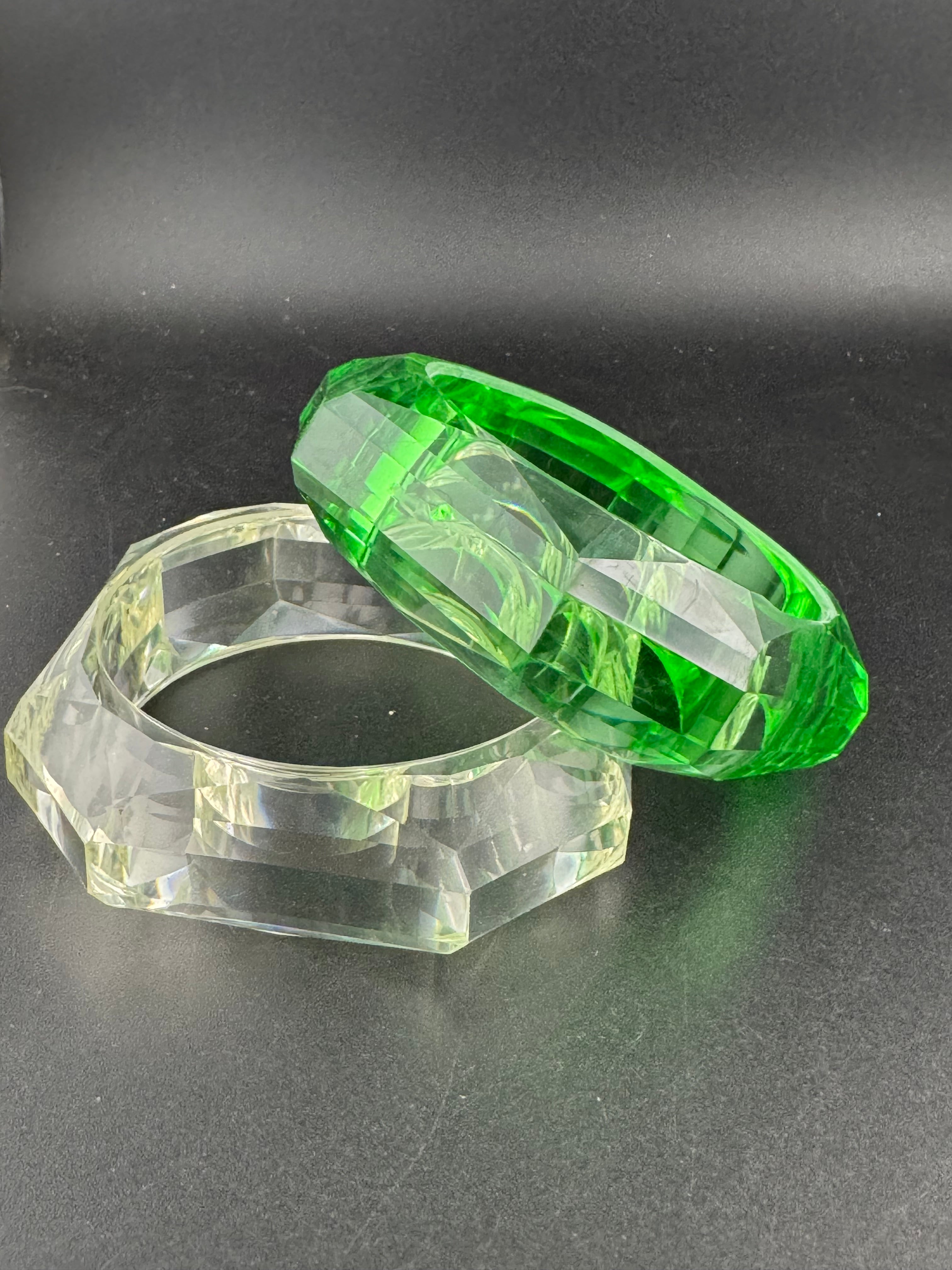 Chunky green acrylic faceted wide fixed bangle