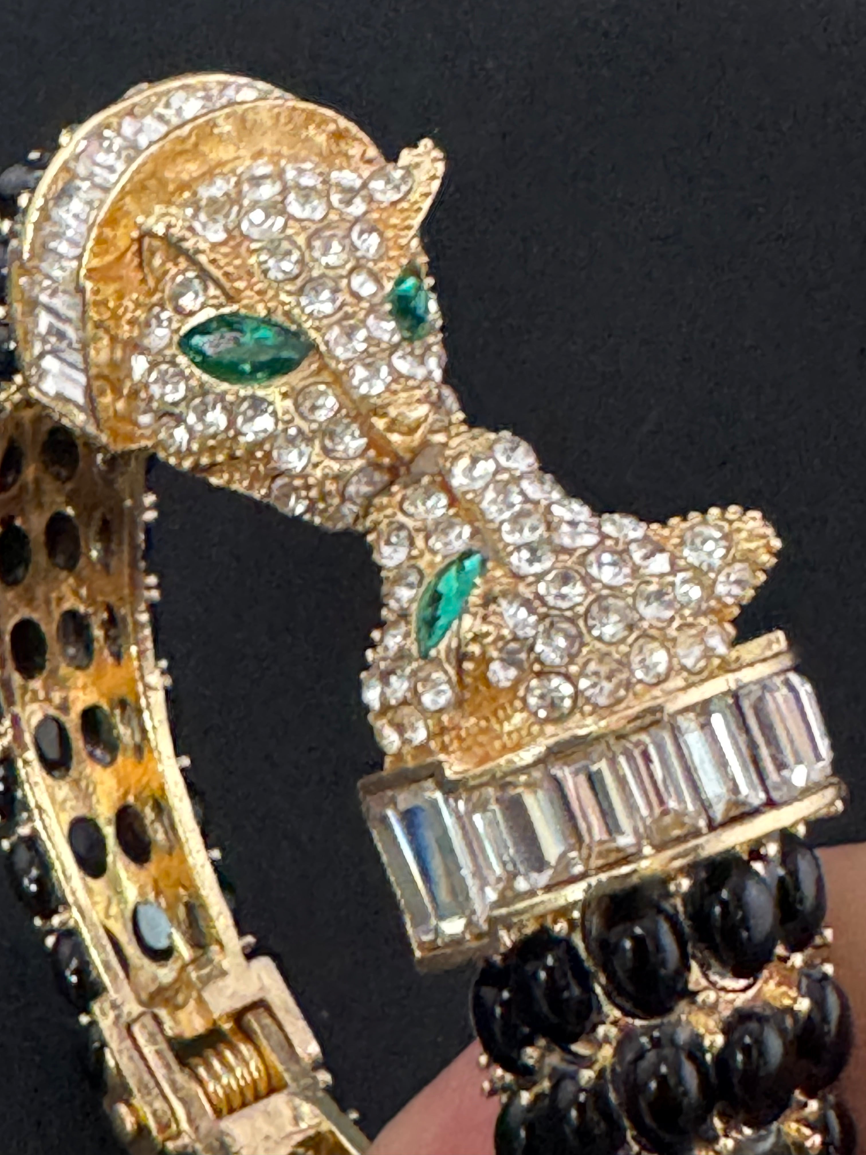 Classic black and gold Crystal Leopard clamper Bangle Animal Bracelets