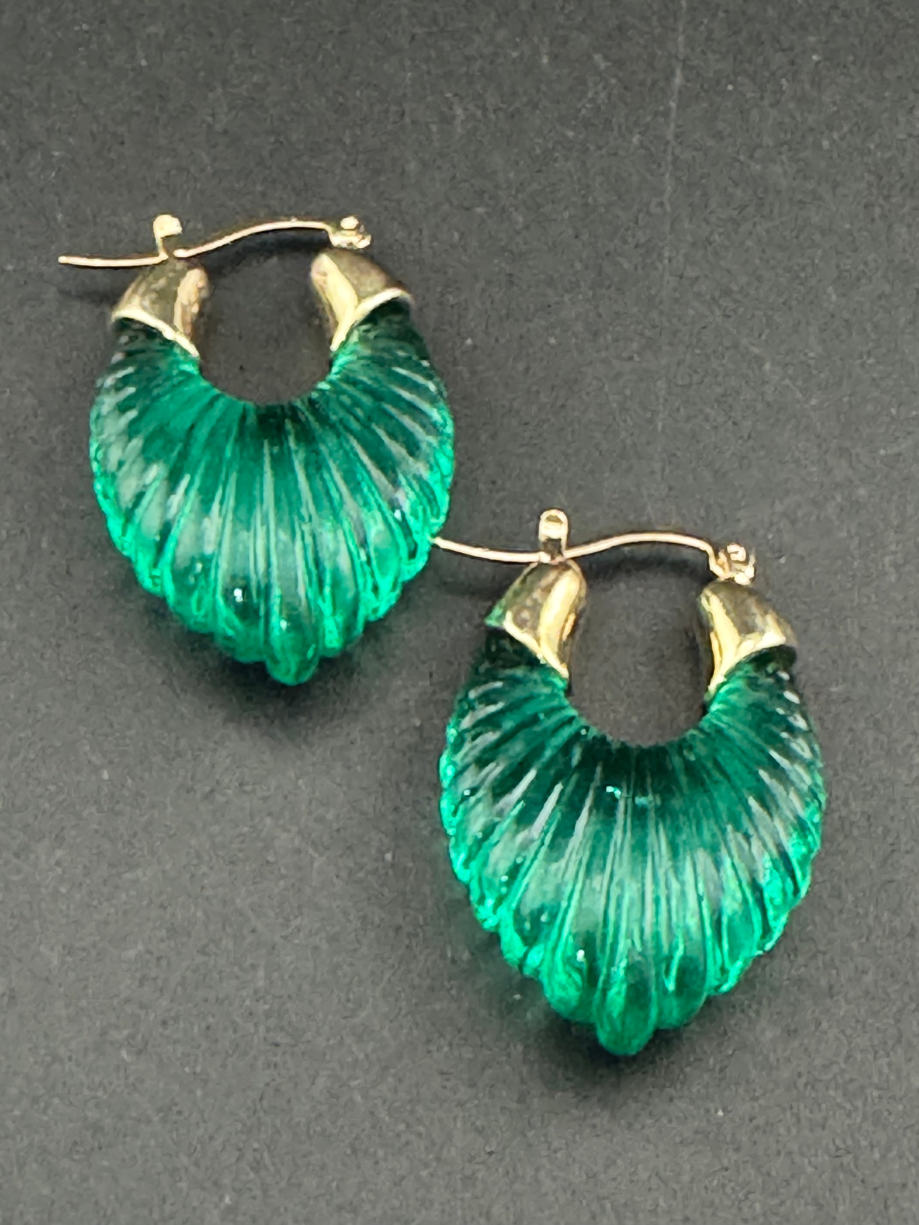 Emerald green clear acrylic gold tone pierced drop earrings