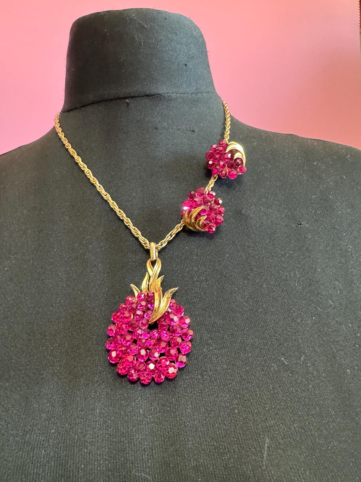 Vintage Trifari Jewelry Set, Pink Briolette Pendant Clip Earrings