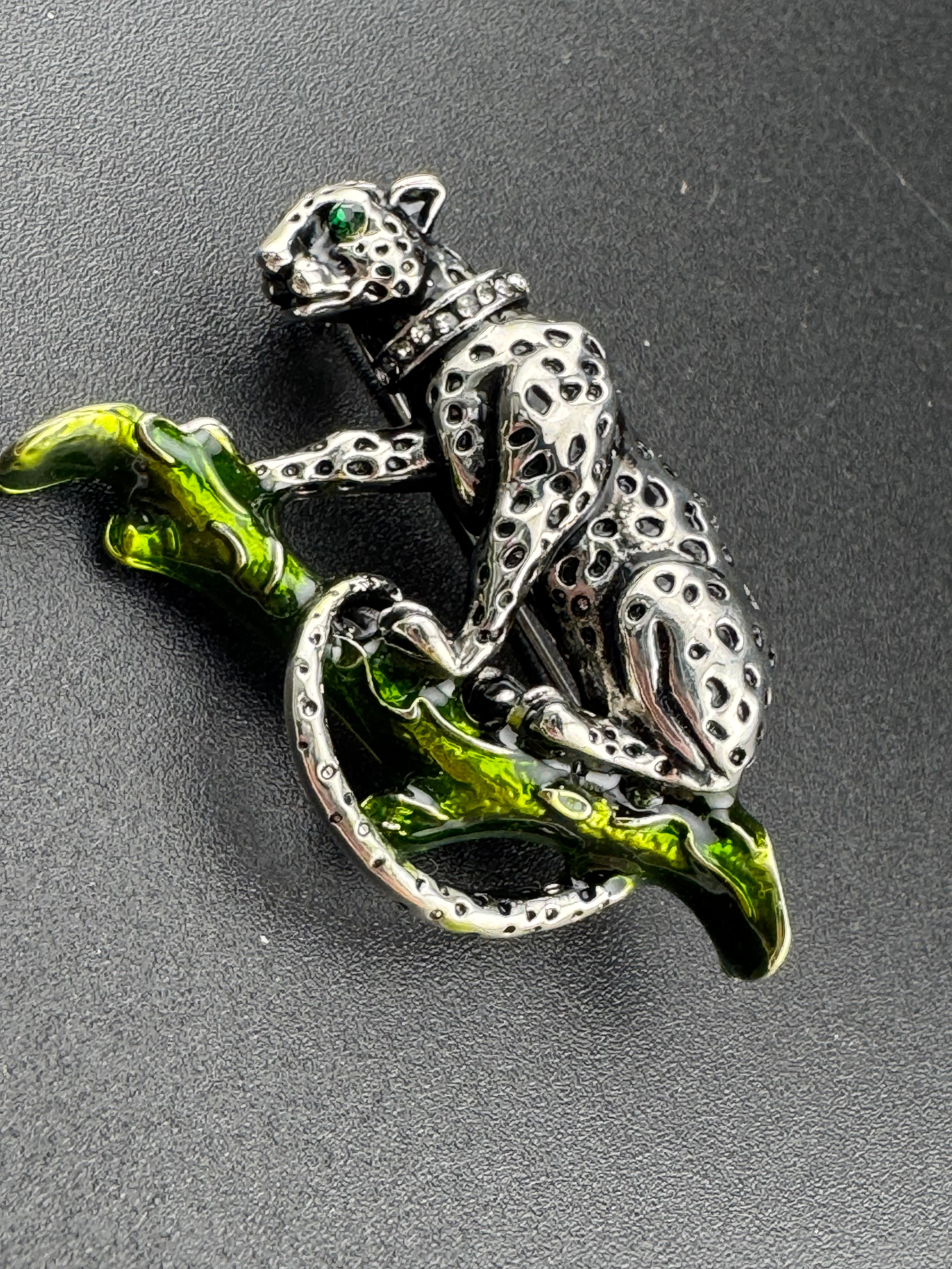 green enamel rhinestone silver tone Big Cat leopard brooch for coat