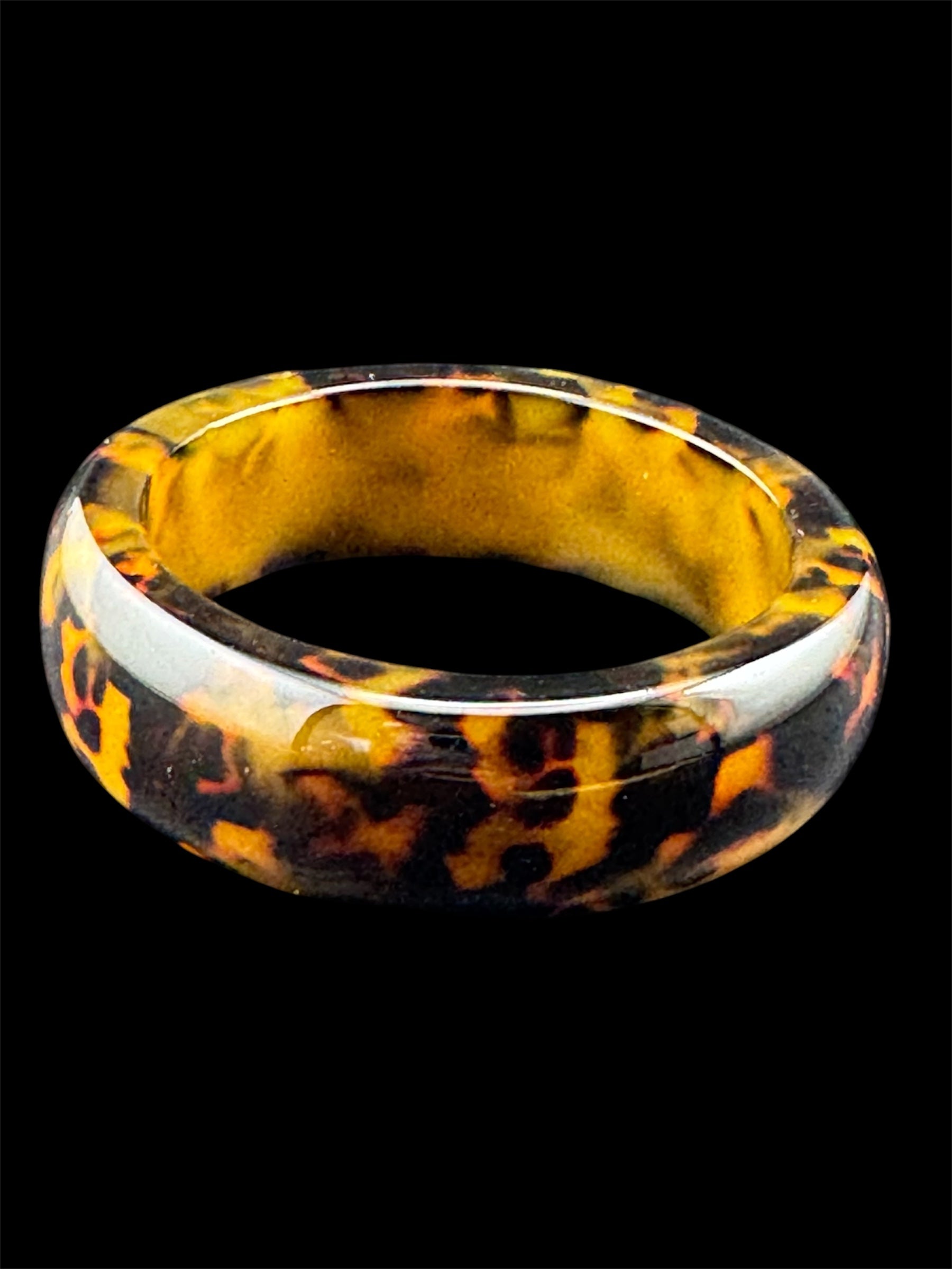 Wide acrylic brown faux tortoiseshell bangle bracelet, leopard print