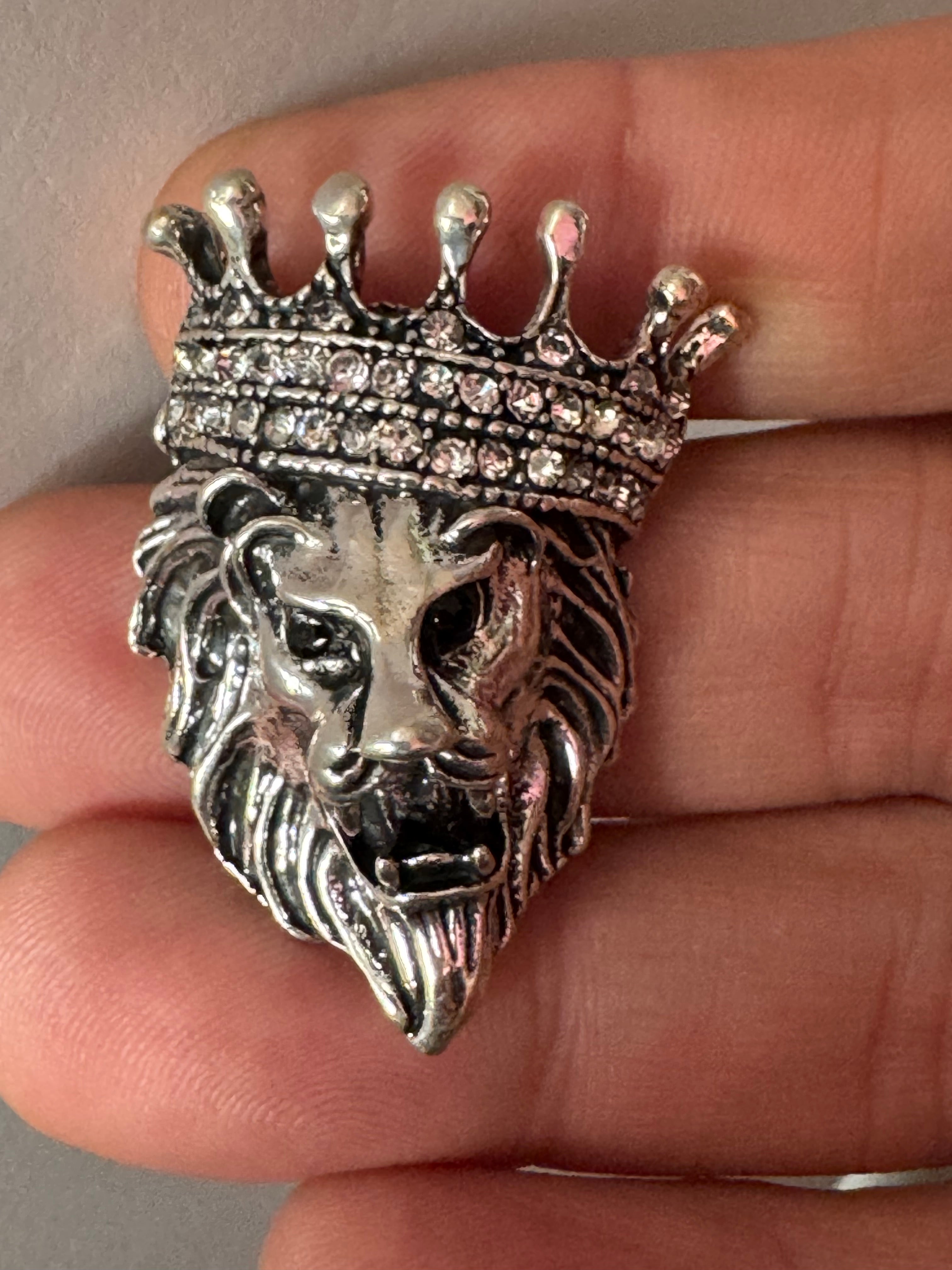 Diamanté silver lion brooch, antique pewter tone
