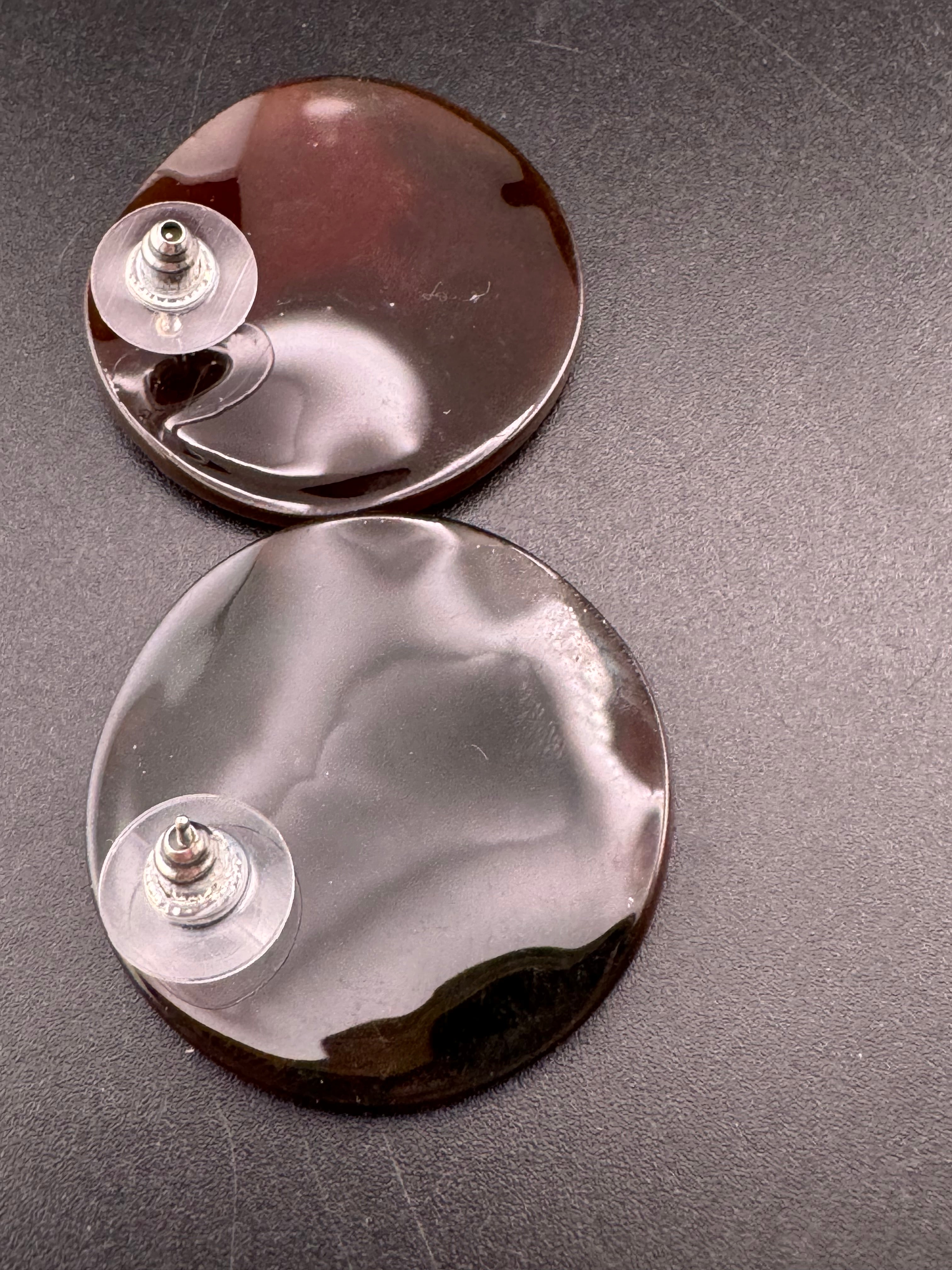Large tortoiseshell disc earrings