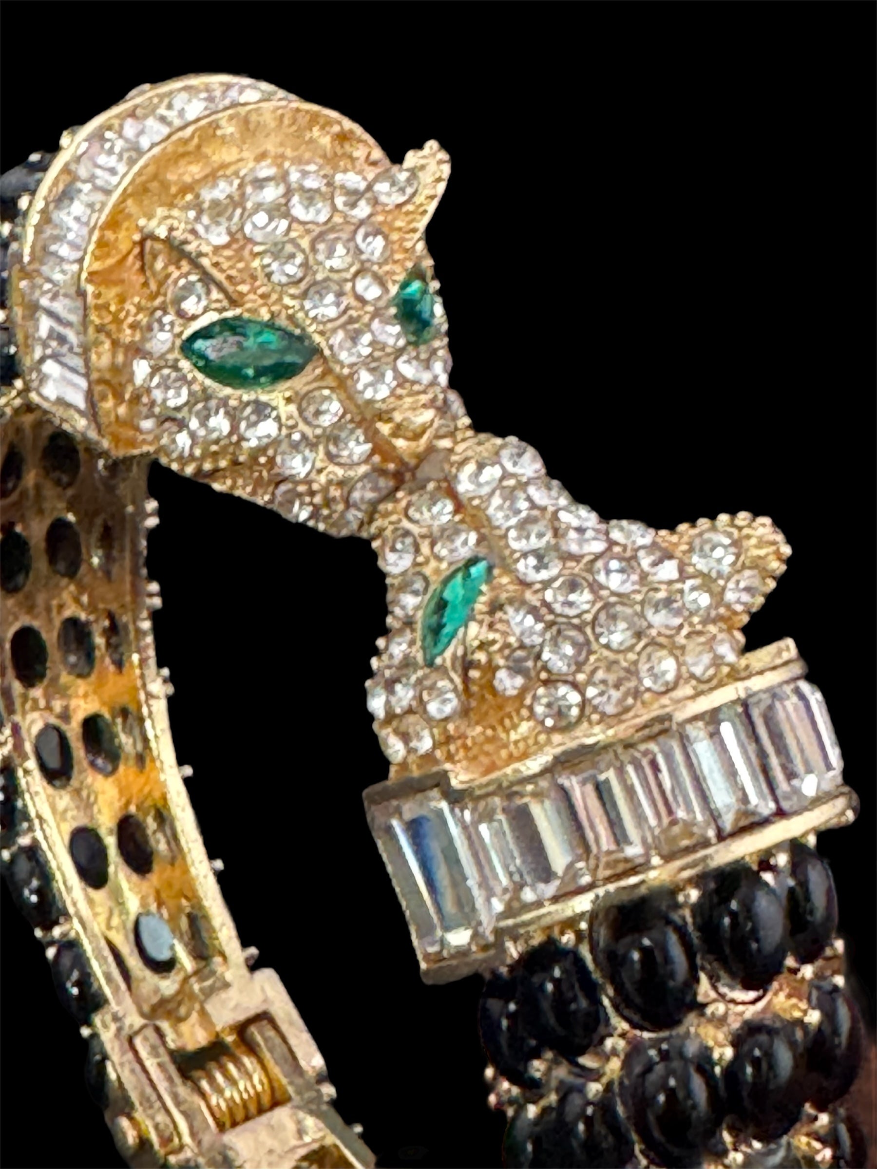 Classic black and gold Crystal Leopard clamper Bangle Animal Bracelets
