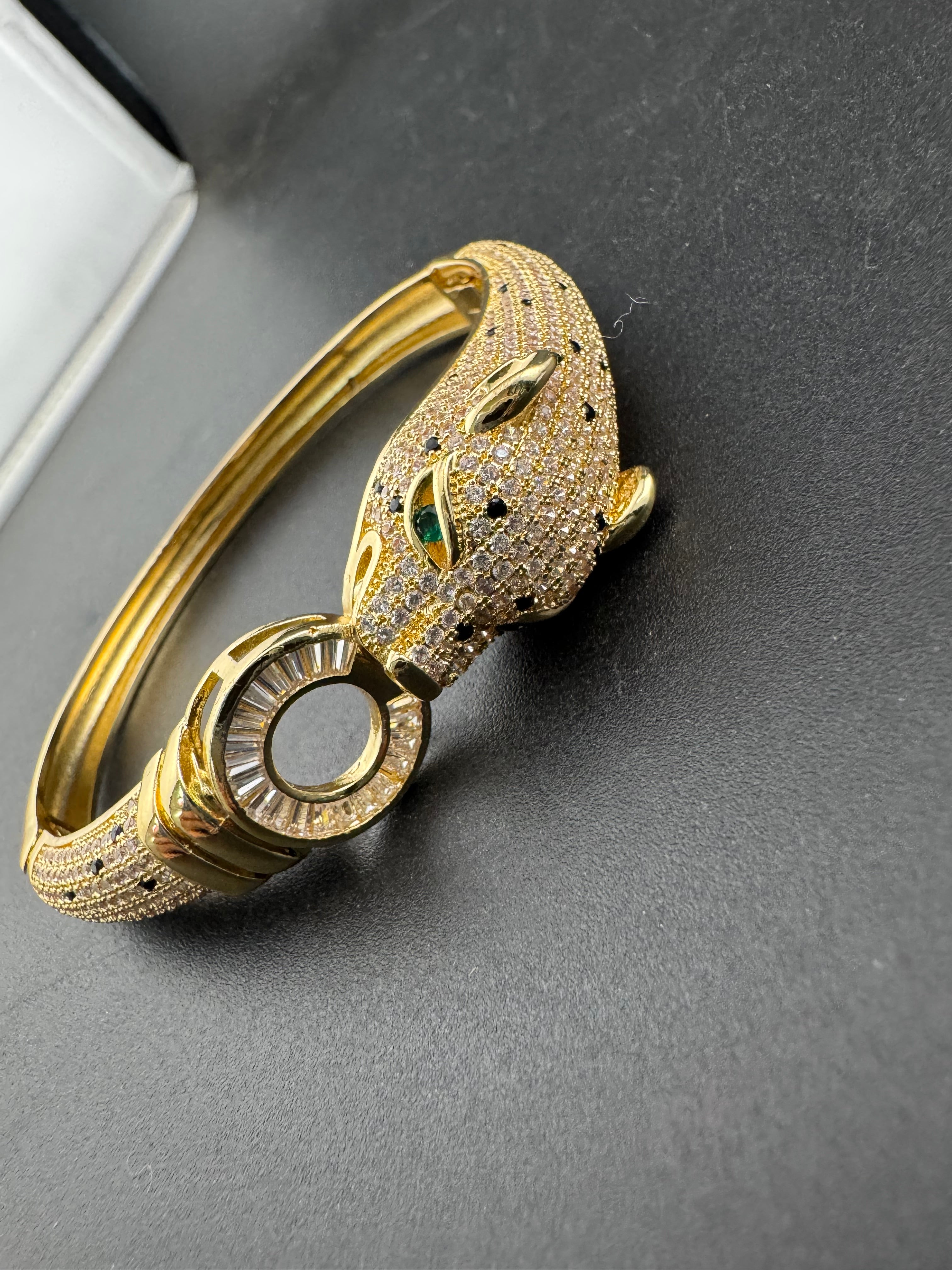 Classic big cat gold baguette rhinestone Crystal Leopard clamper Bangle Animal Bracelets