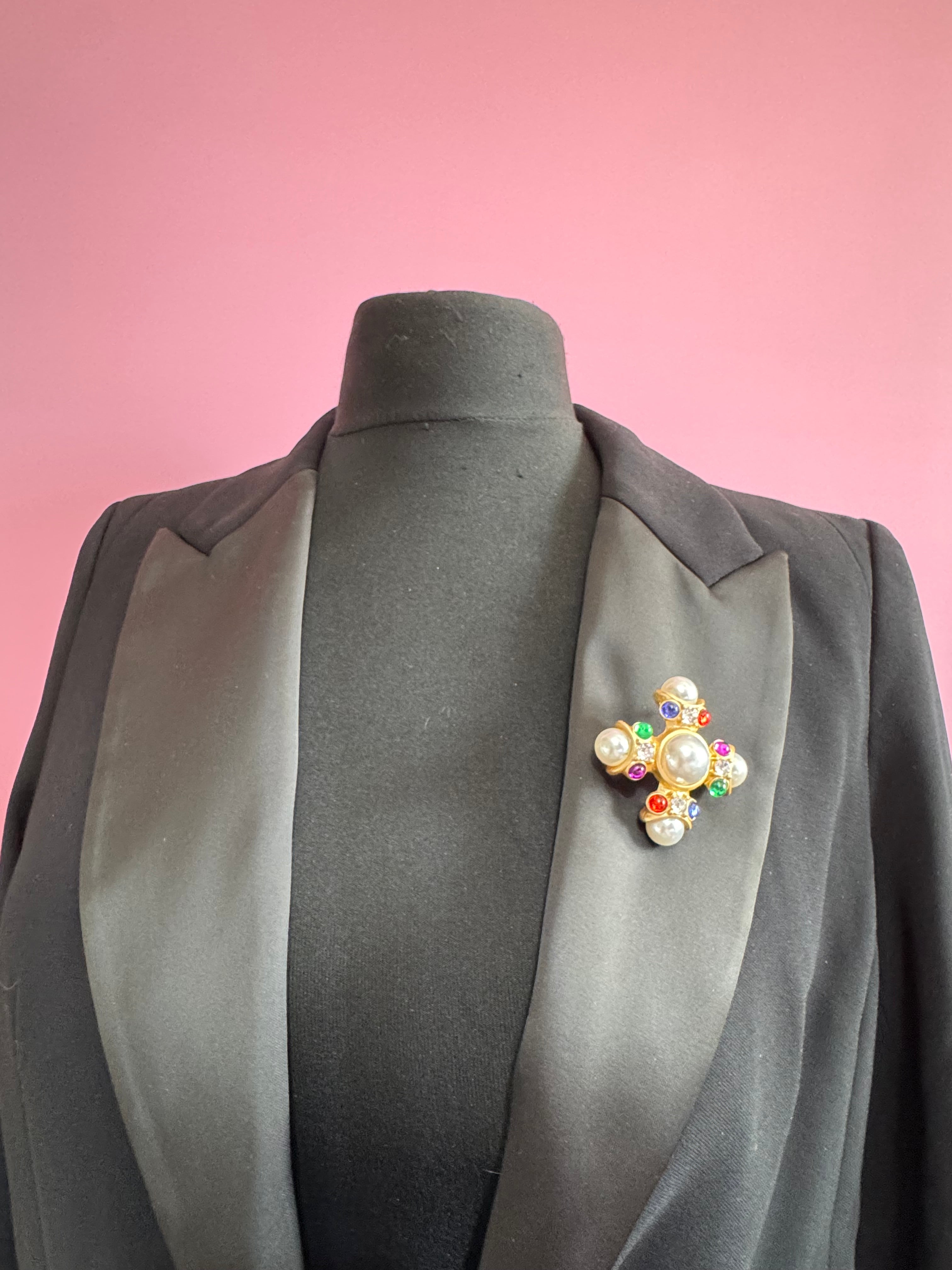 Large diamanté pearl Maltese cross brooch and pendant