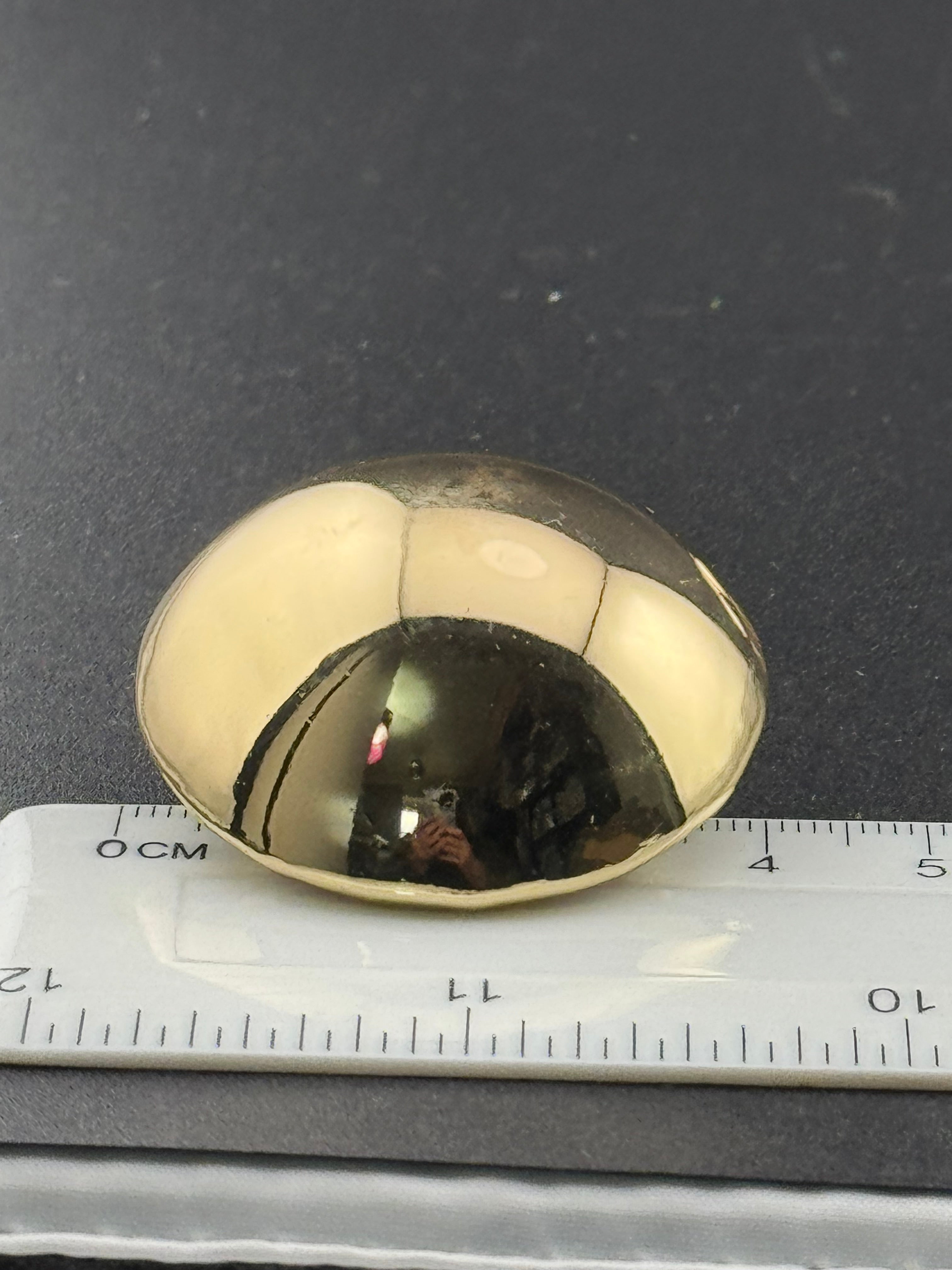 1980s style huge oversized 4cm Gold tone round domed button stud earrings pierced