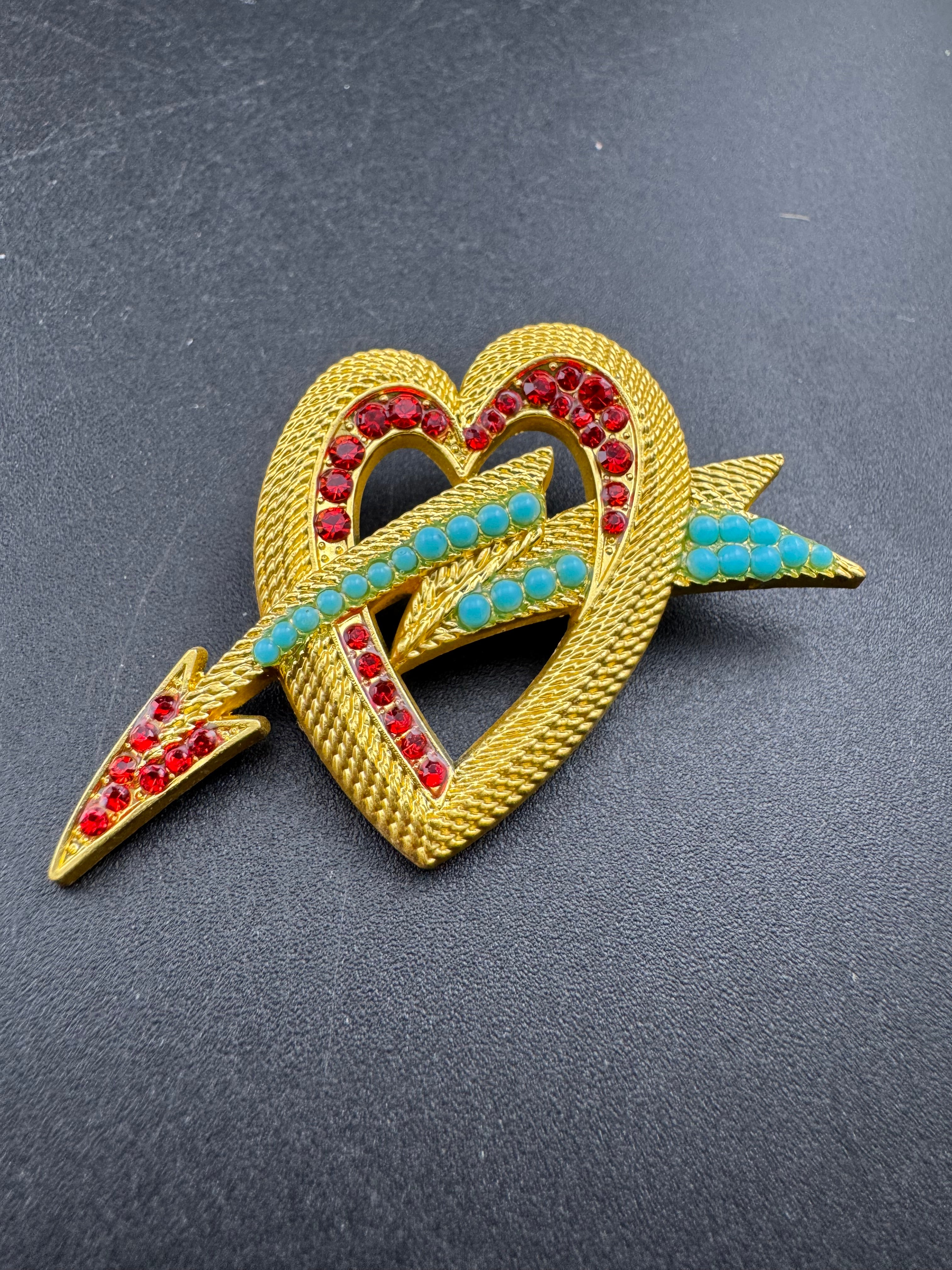 Valentine’s Day love heart brooch, gold tone with ruby diamantés