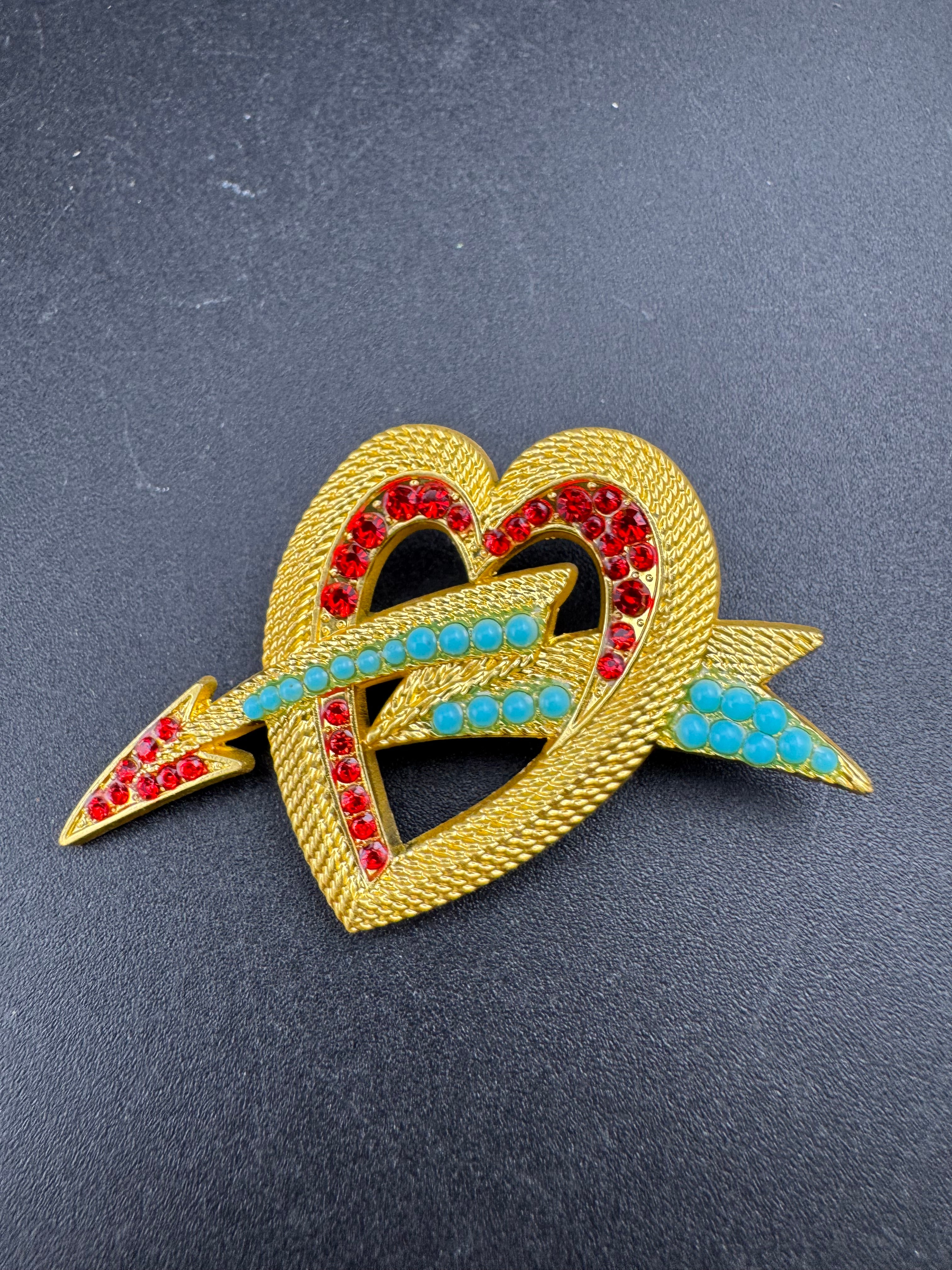 Valentine’s Day love heart brooch, gold tone with ruby diamantés