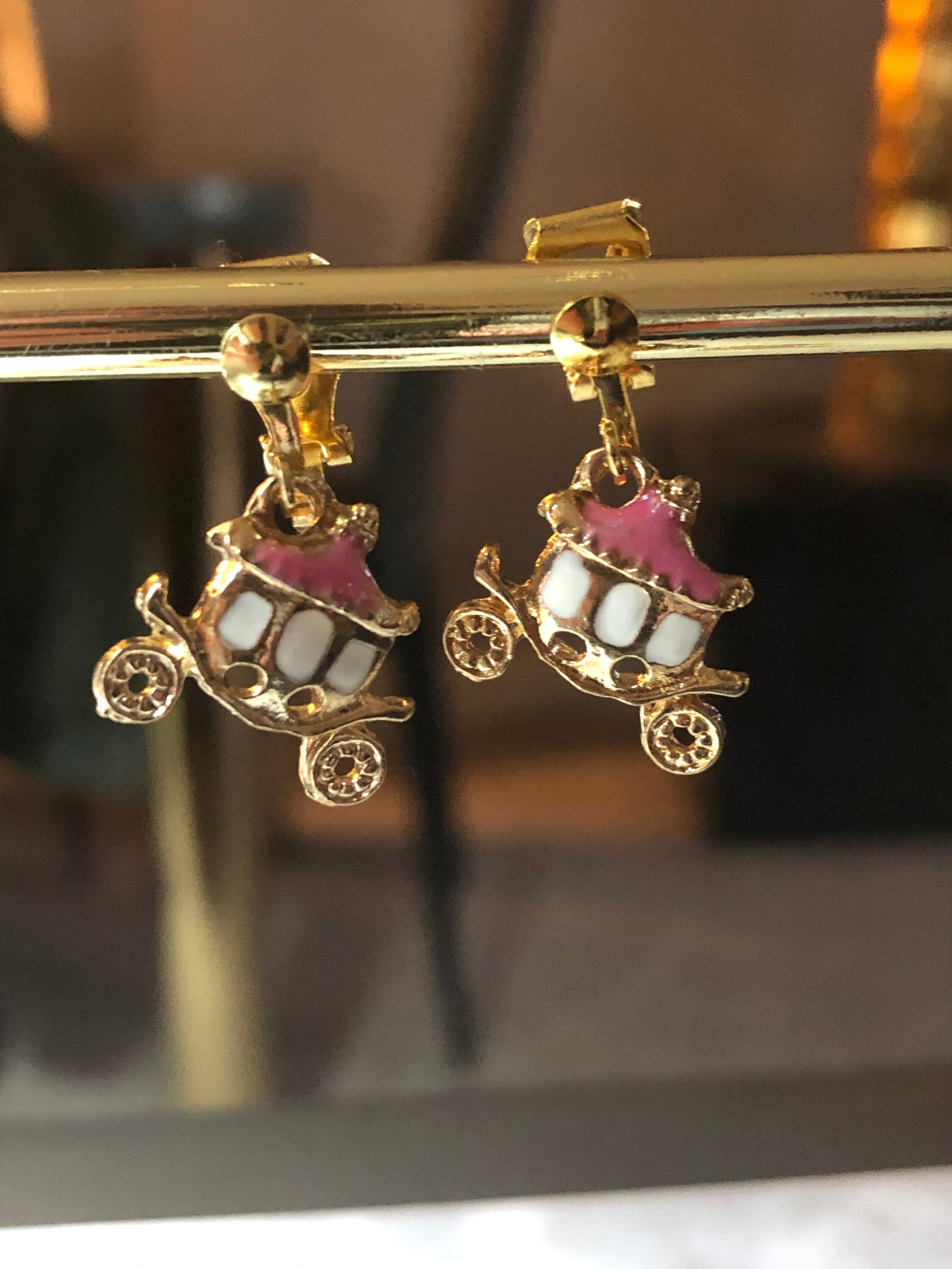 Girls princess carriage drop earrings for pierced ears gold tone pink enamel