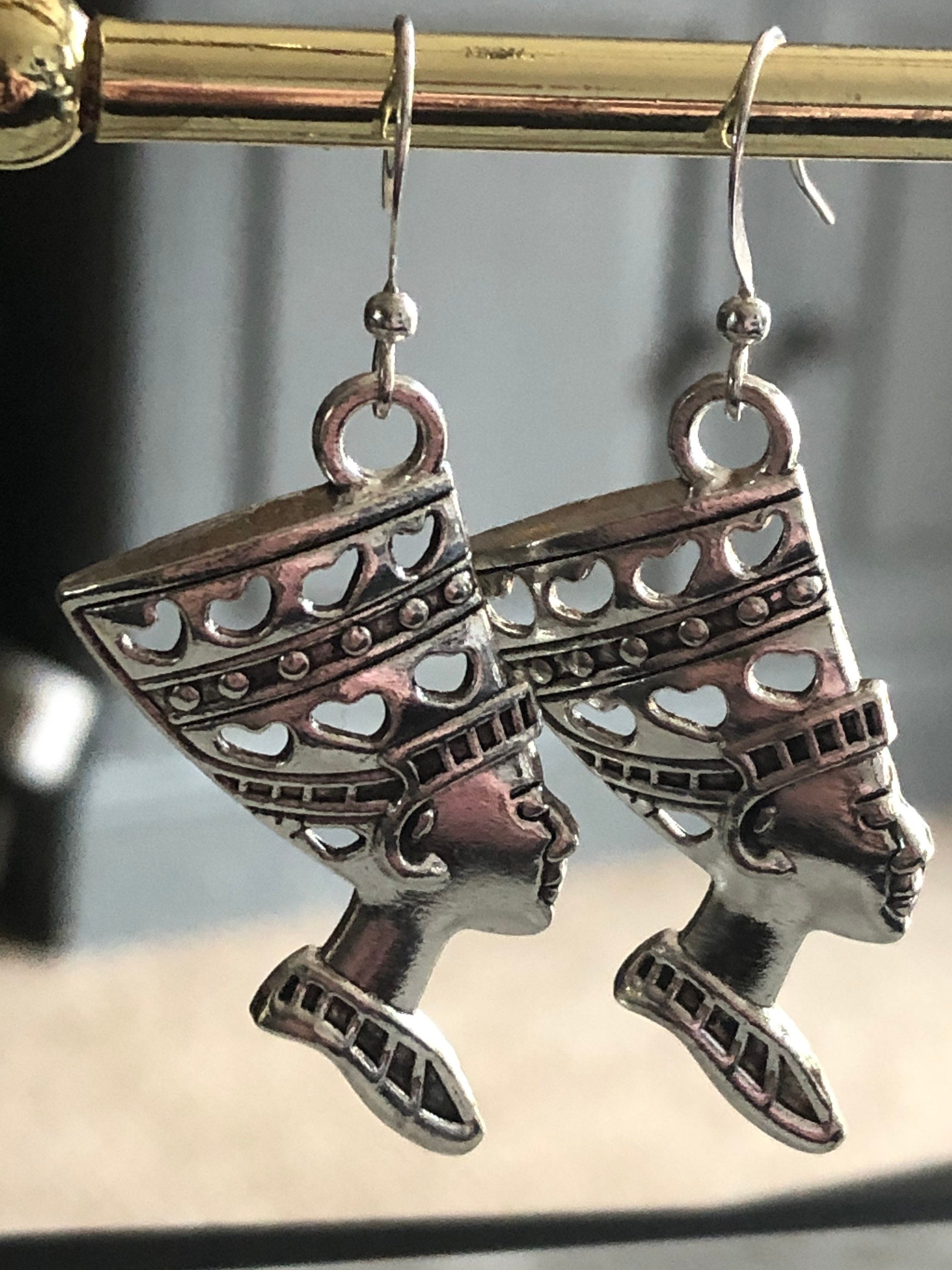 Silver tone Egyptian revival style queen Nefertiti 5cm drop earrings