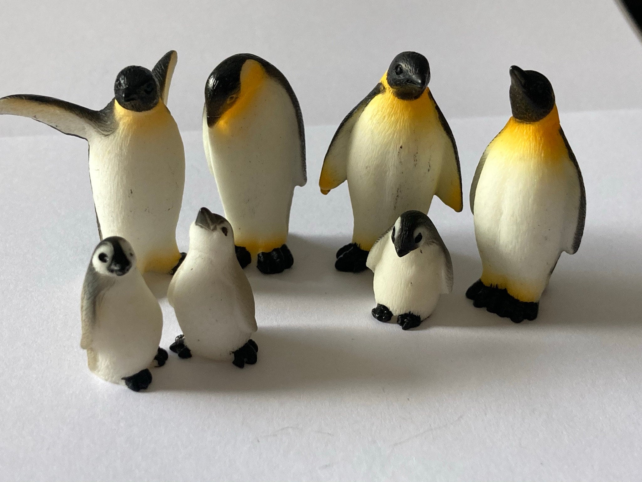 1 x PENGUIN cake topper decoration Christmas reusable  looking up left