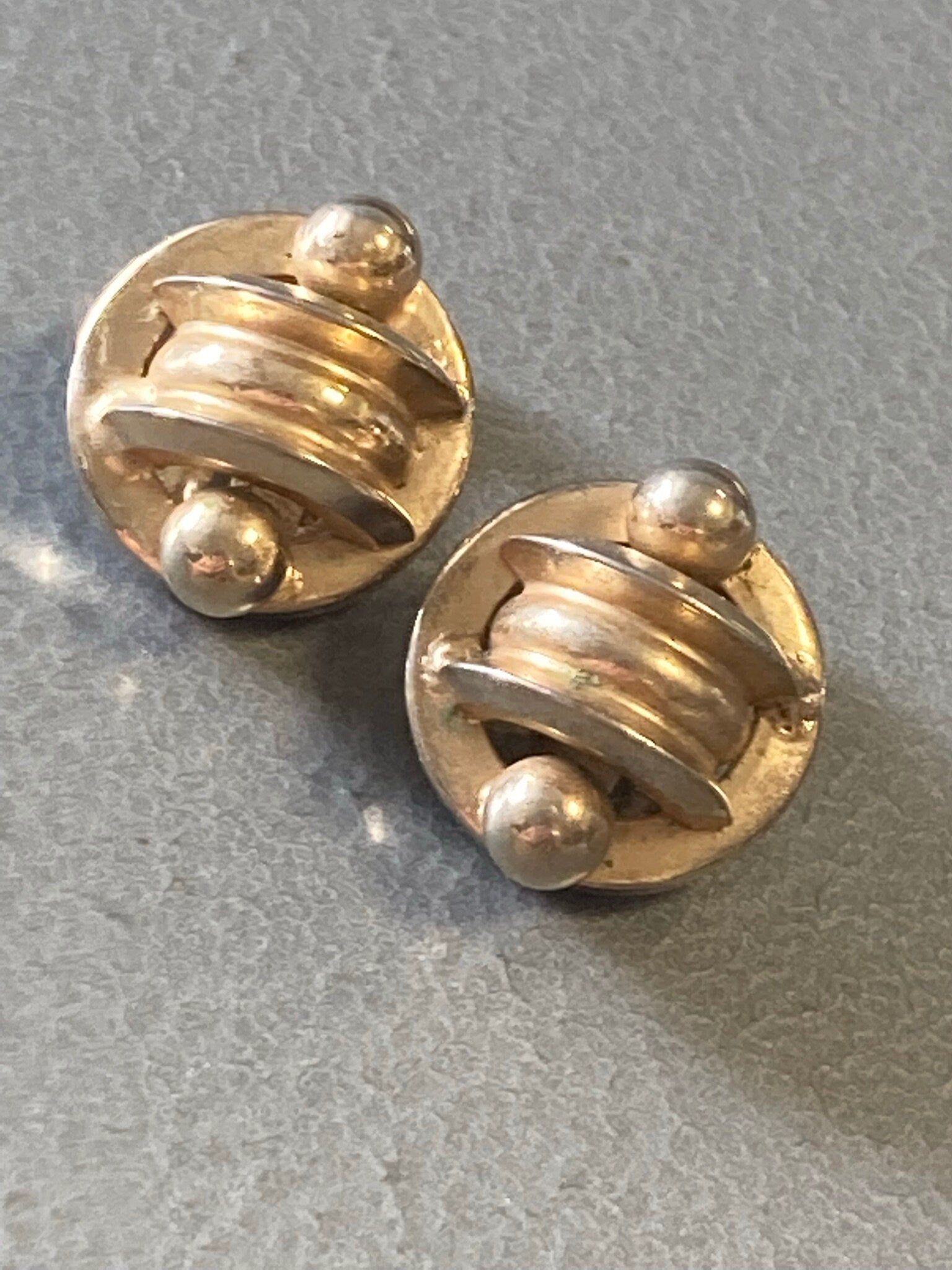 Signed BARCLAY gold tone tone modernist geometric clip on stud earrings
