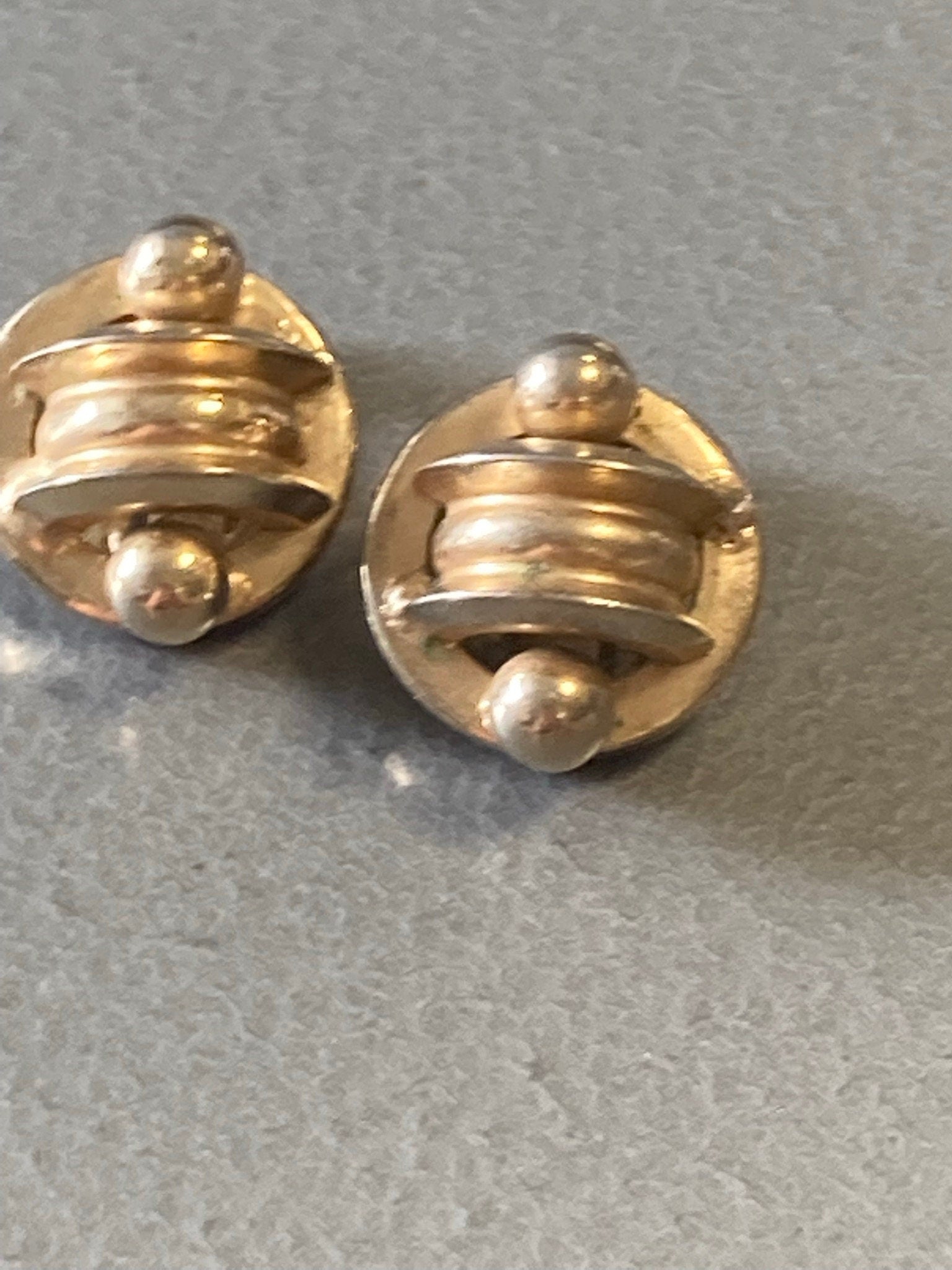 Signed BARCLAY gold tone tone modernist geometric clip on stud earrings