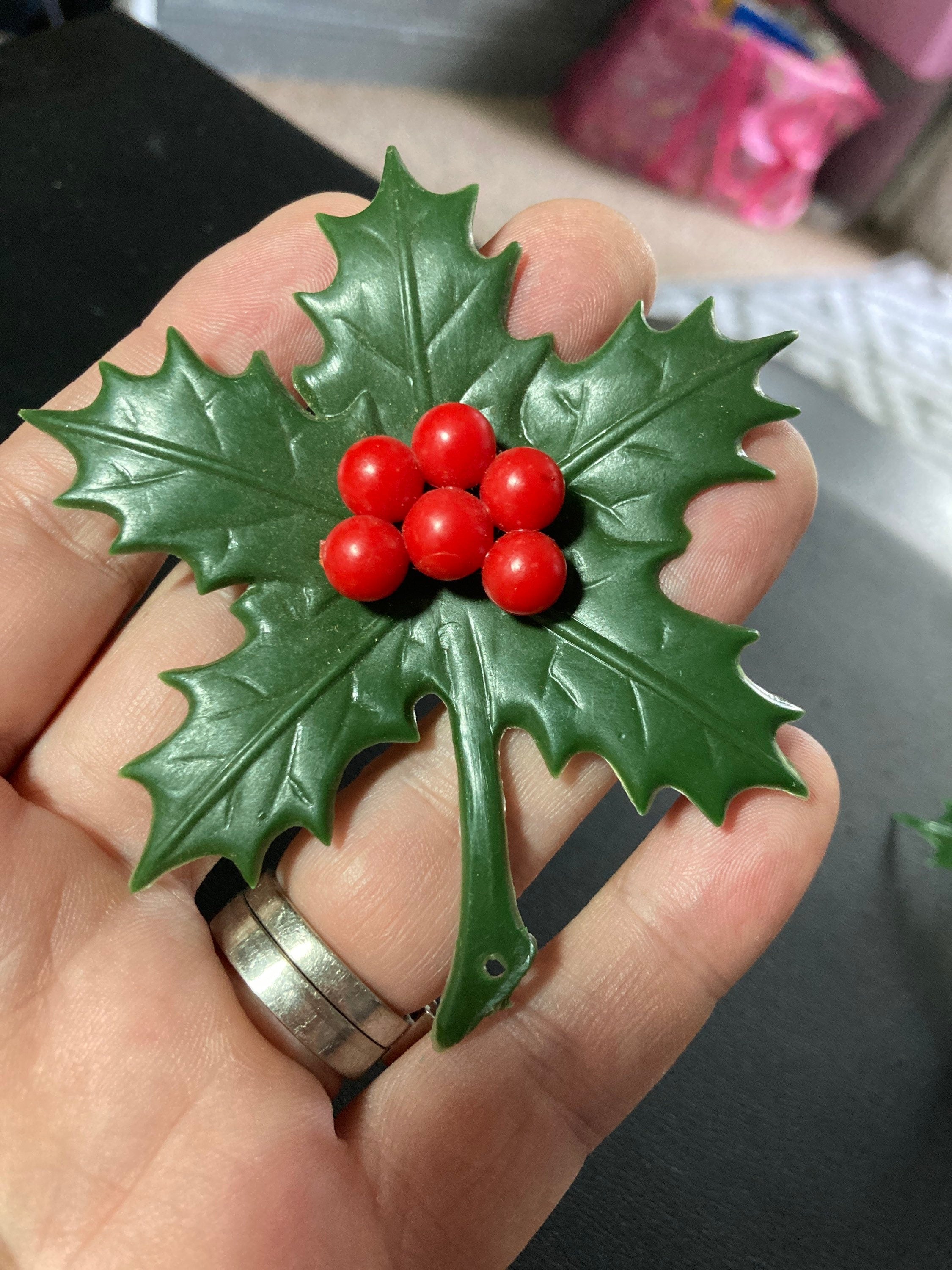 green large 8cm sprig of HOLLY LEAVES BERRIES plastic cake topper decoration