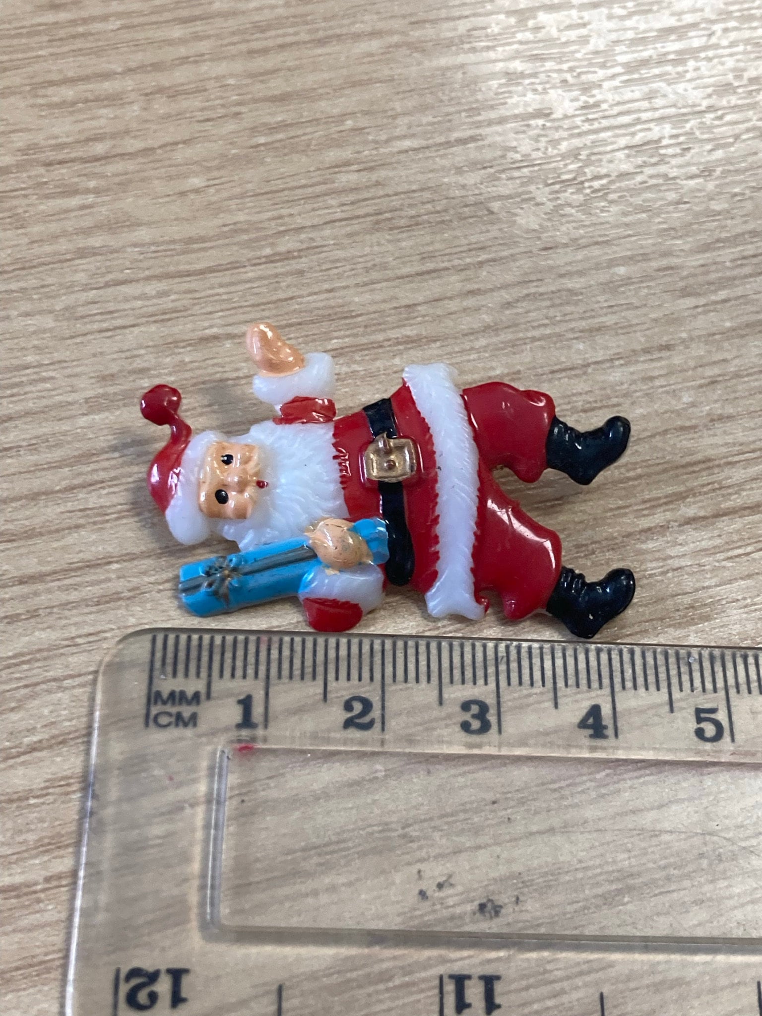 4cm flat back Santa Claus Father Christmas plastic Xmas Cake topper decoration