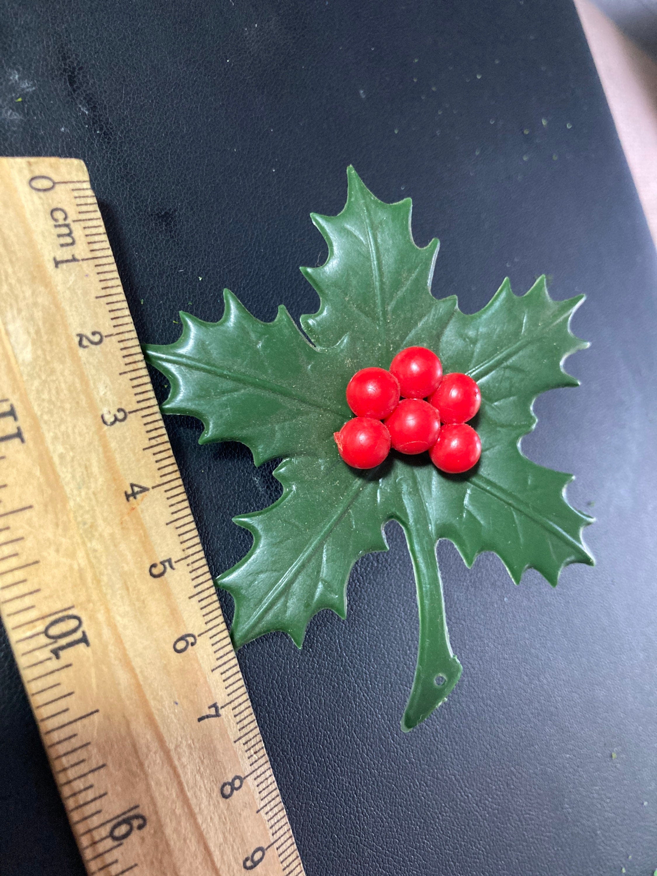 green large 8cm sprig of HOLLY LEAVES BERRIES plastic cake topper decoration