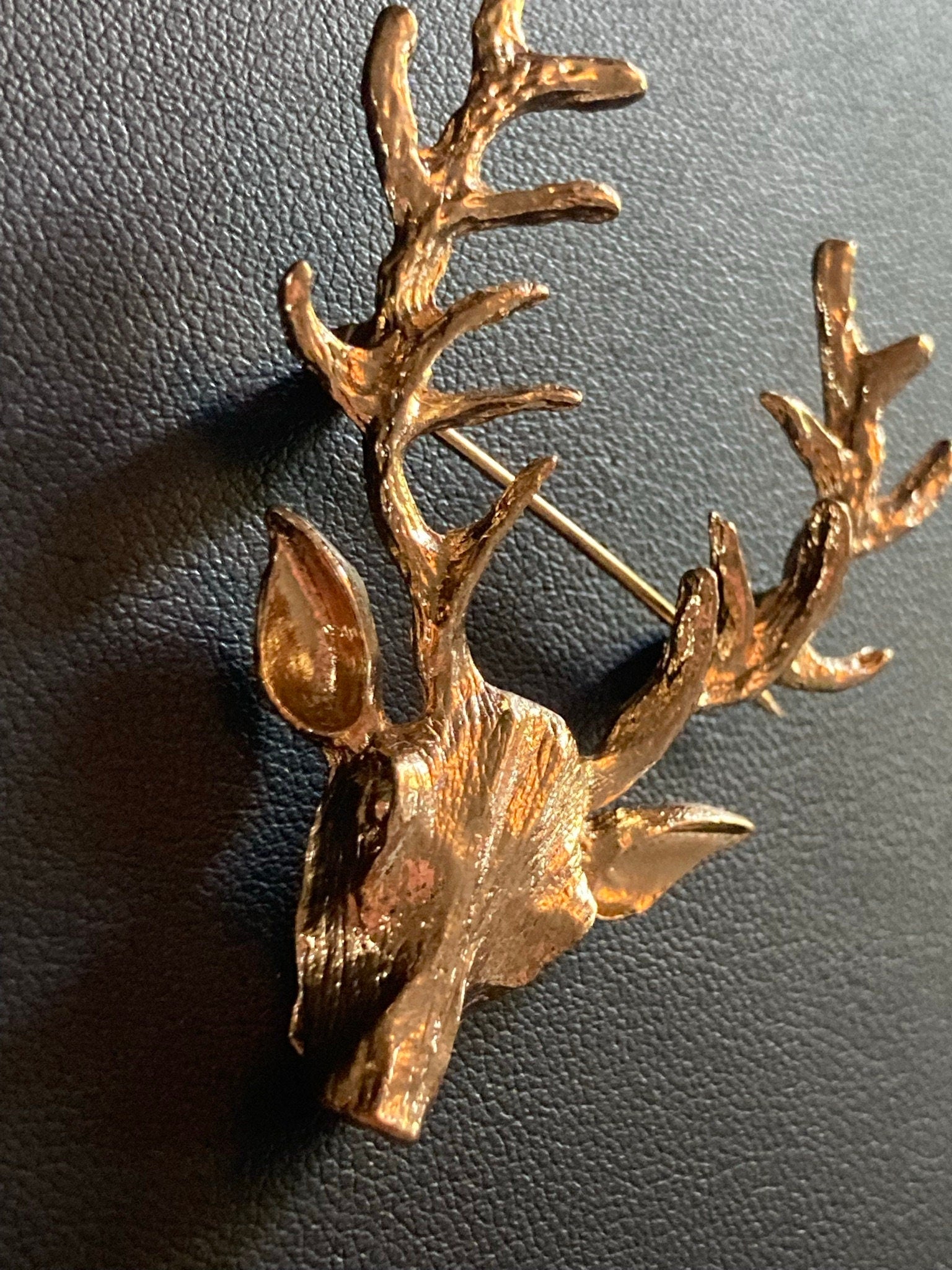 Retro gold Tone stag or reindeer brooch Scottish highlands