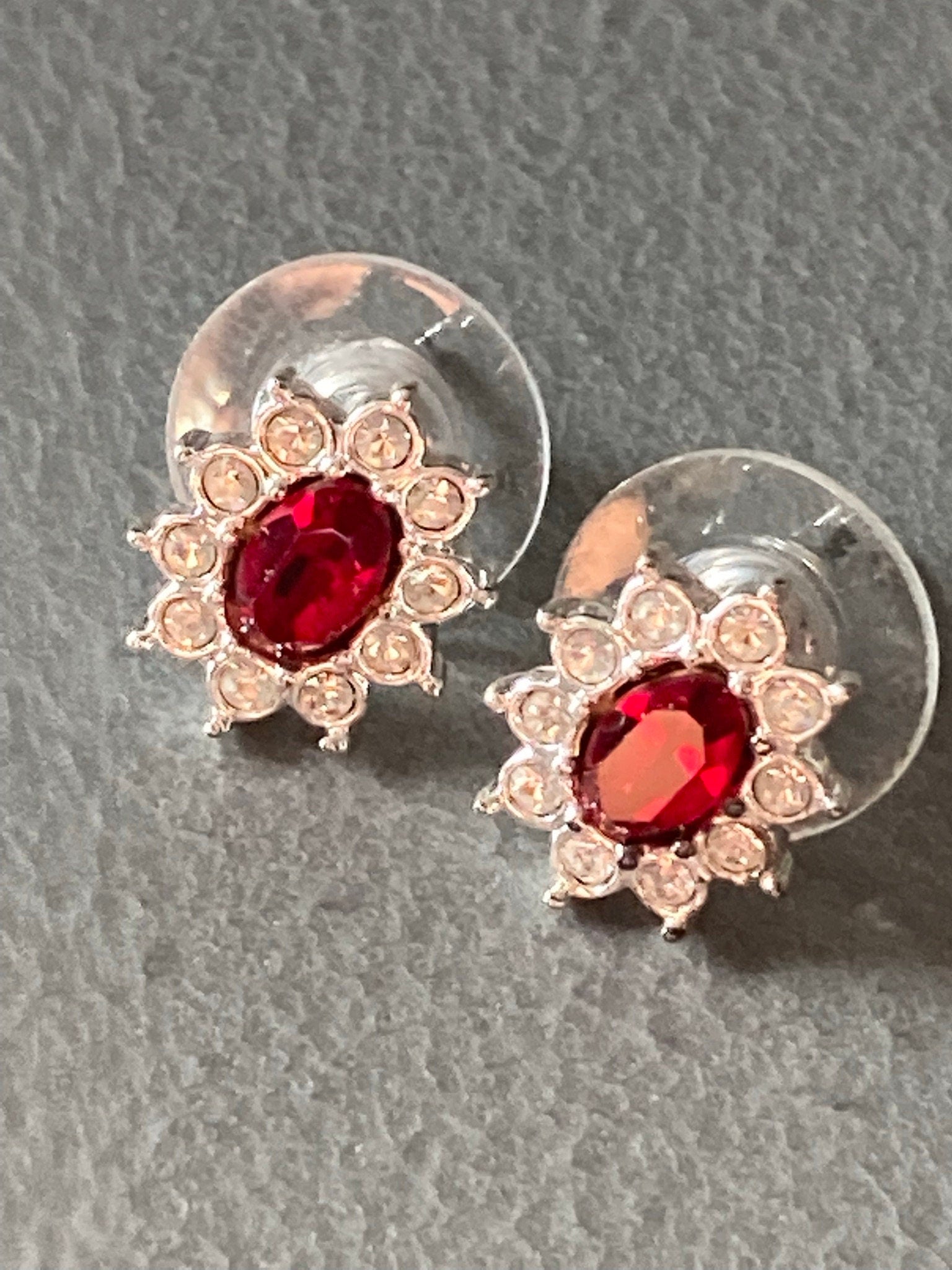 Vintage Ruby Red & clear Glass Rhinestone Diamanté small stud Earrings