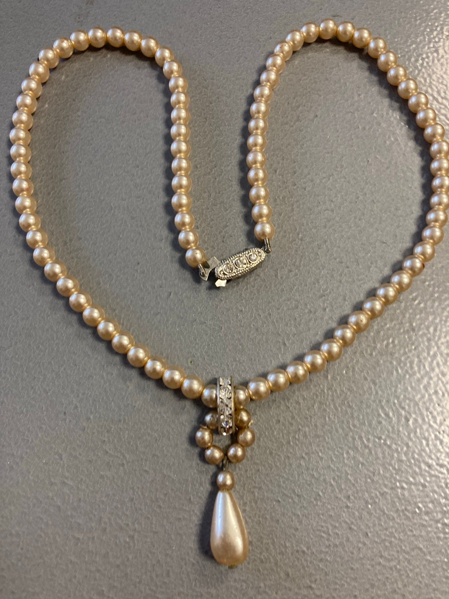 Faux Pearl necklace paste pendant vintage diamanté drop