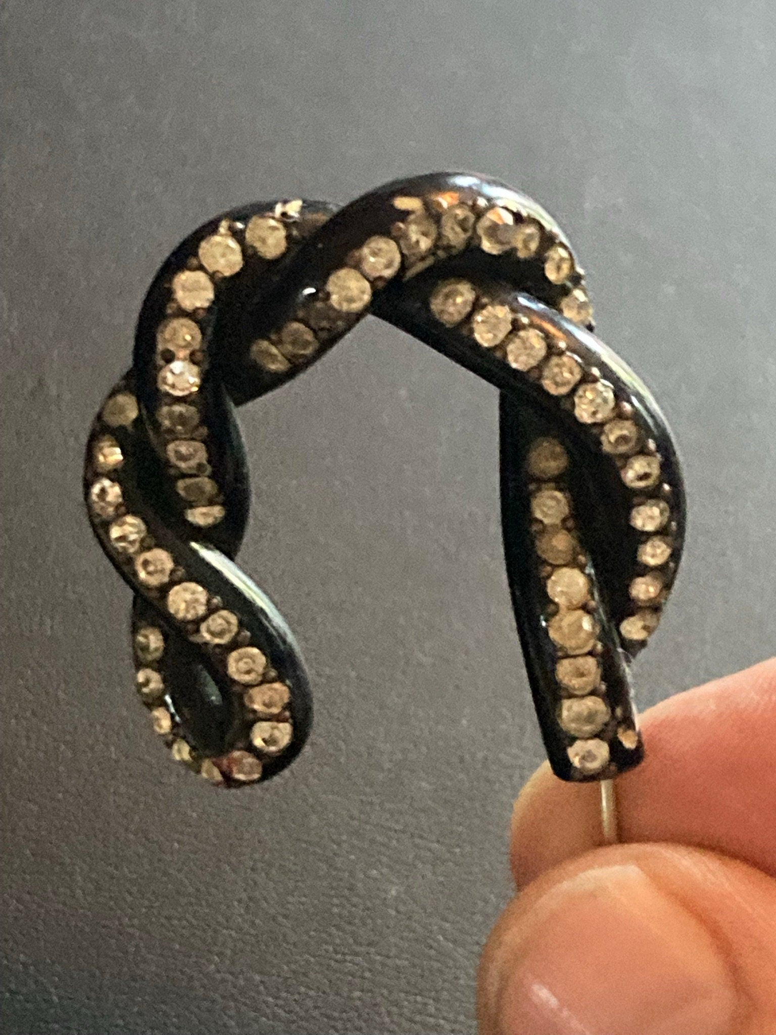 hat flash True Art Deco diamanté paste set black bakelite hairpin 1920s