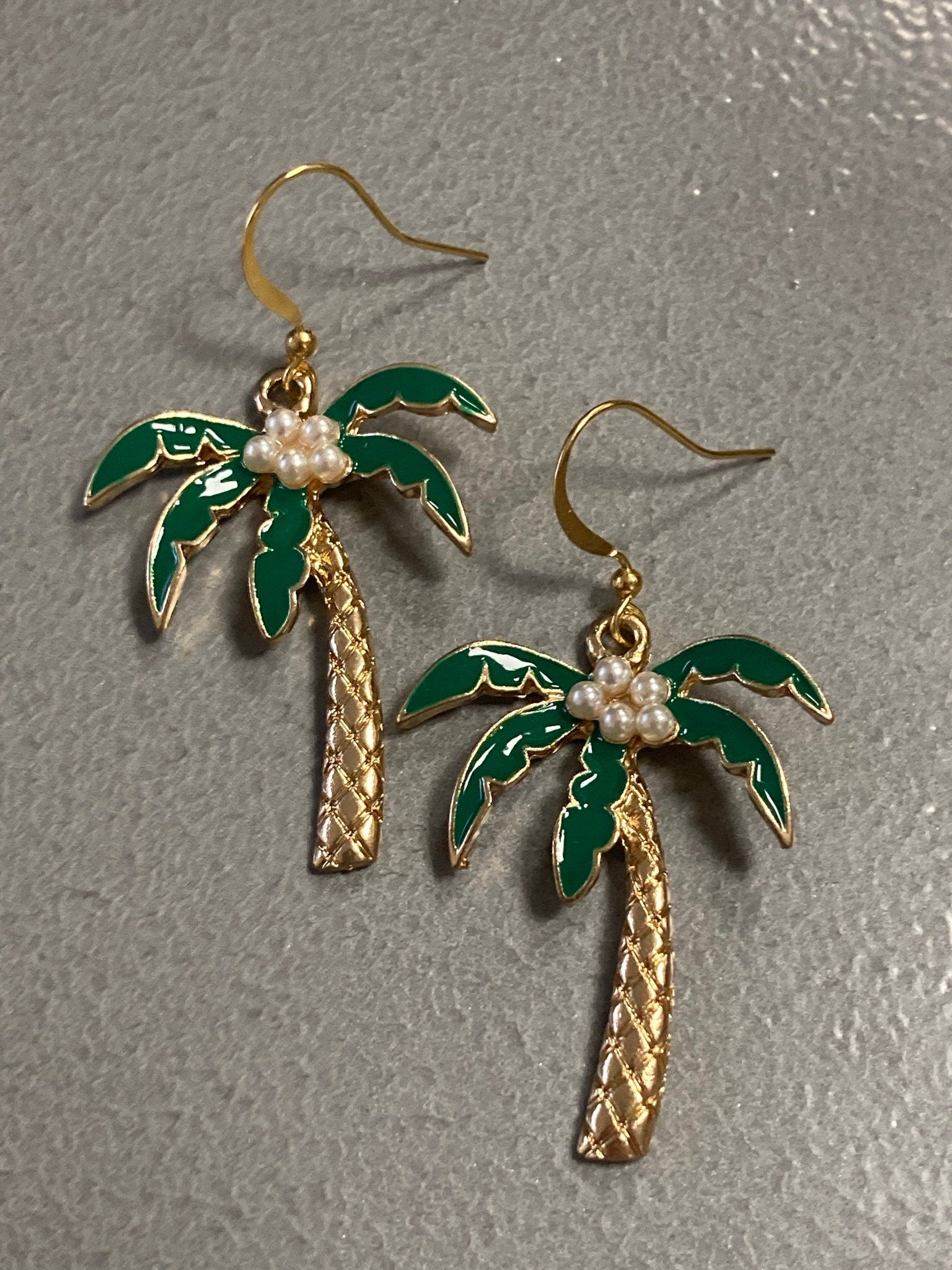 gold tone green enamel faux seed pearl palm tree drop earrings pierced