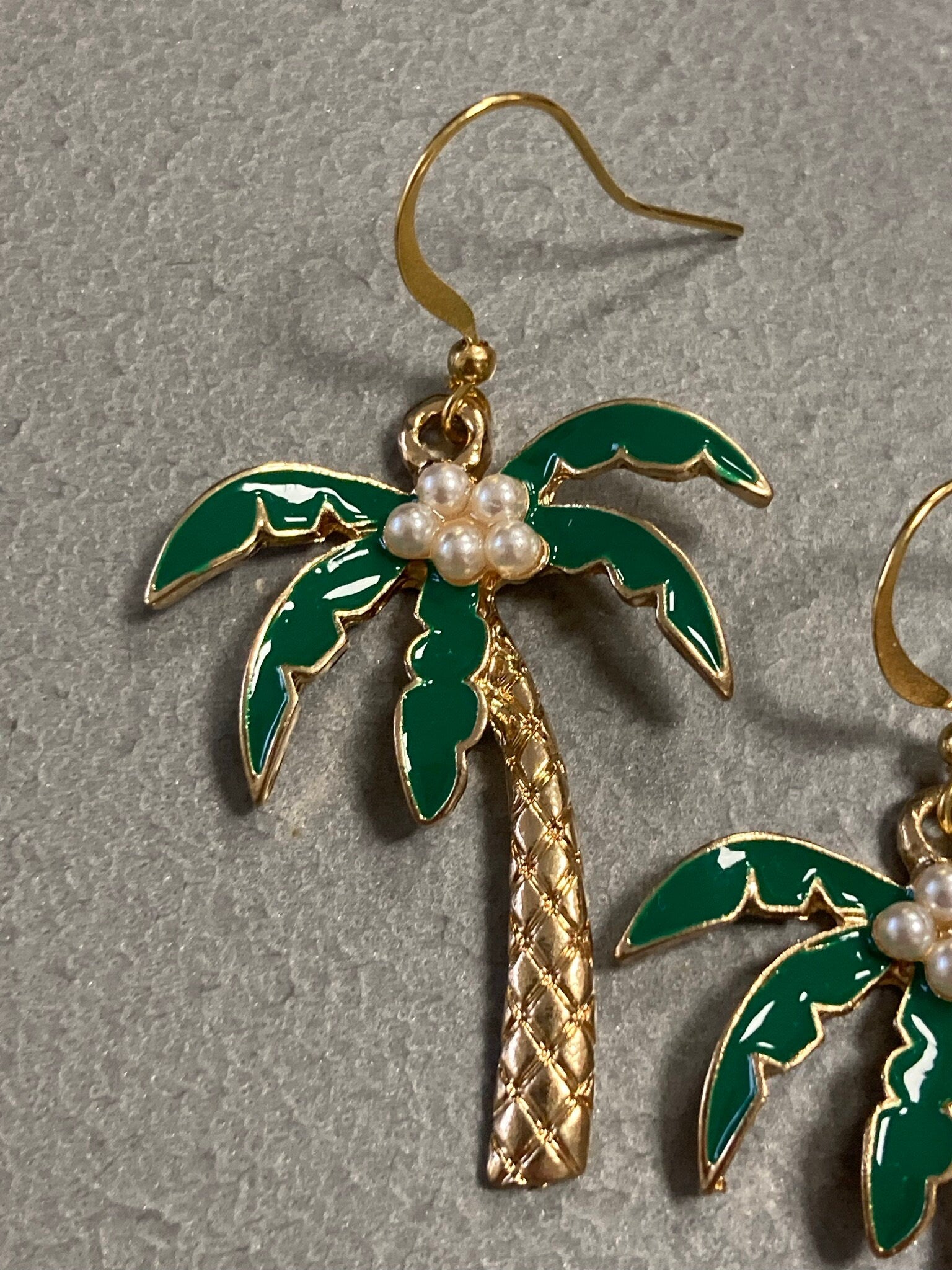 gold tone green enamel faux seed pearl palm tree drop earrings pierced