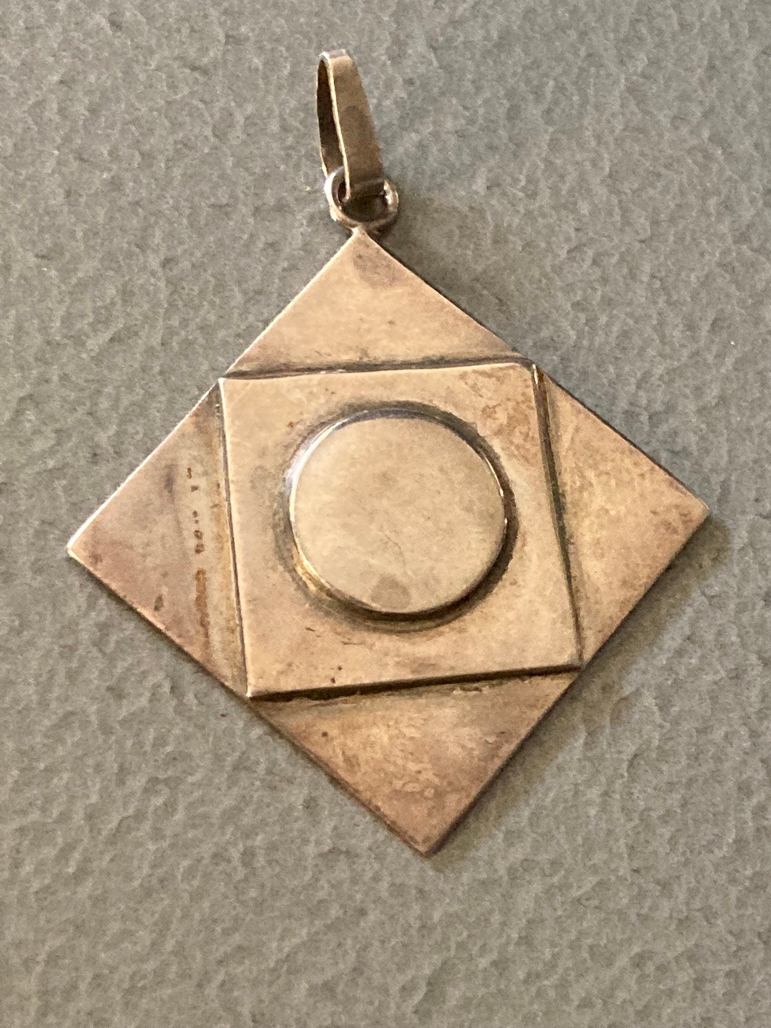 Hallmarked 1970s Vintage 925 sterling silver modernist pendant London 1976