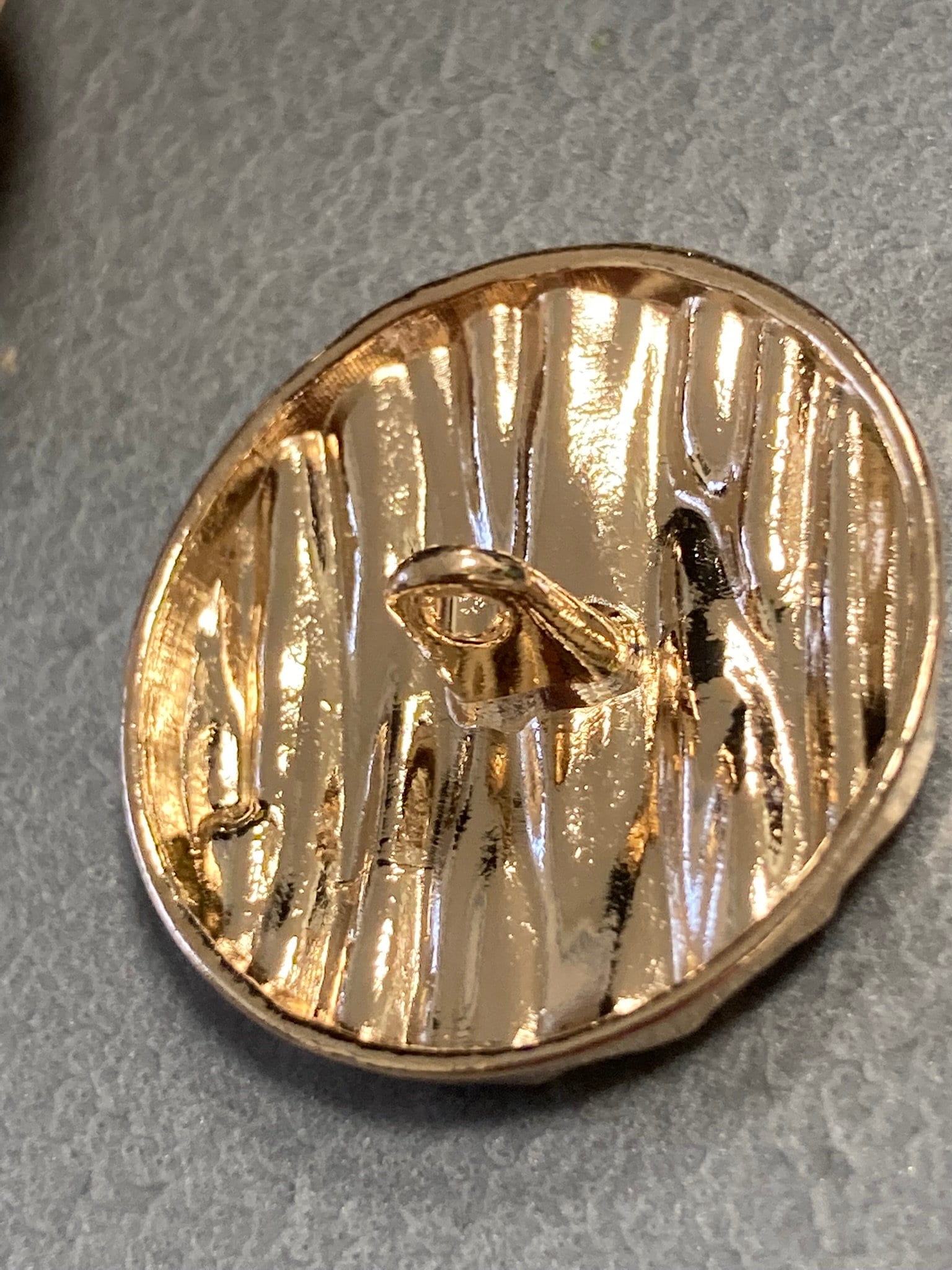 10 x 25mm gold tone round textured coat buttons