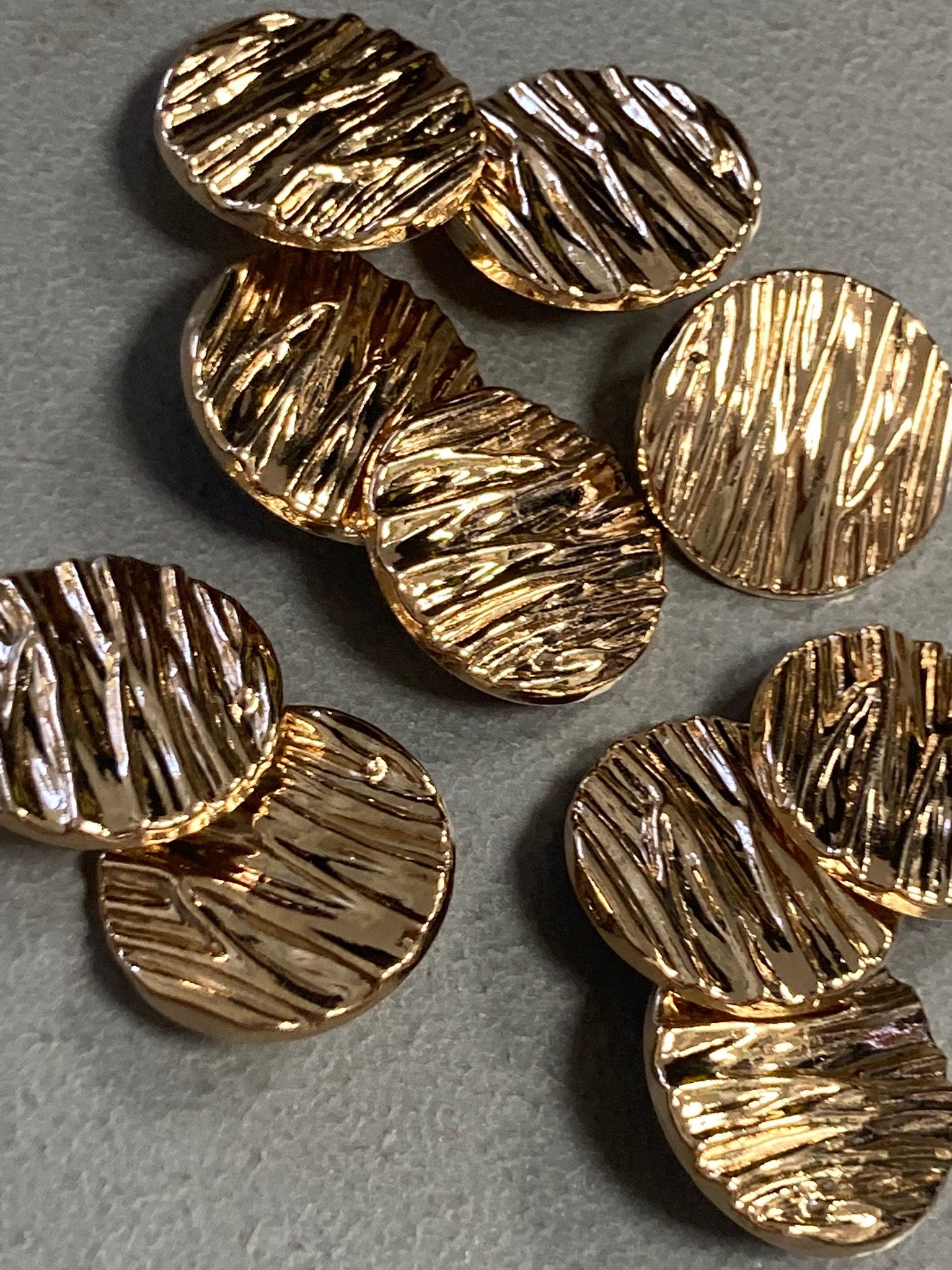 10 x 25mm gold tone round textured coat buttons