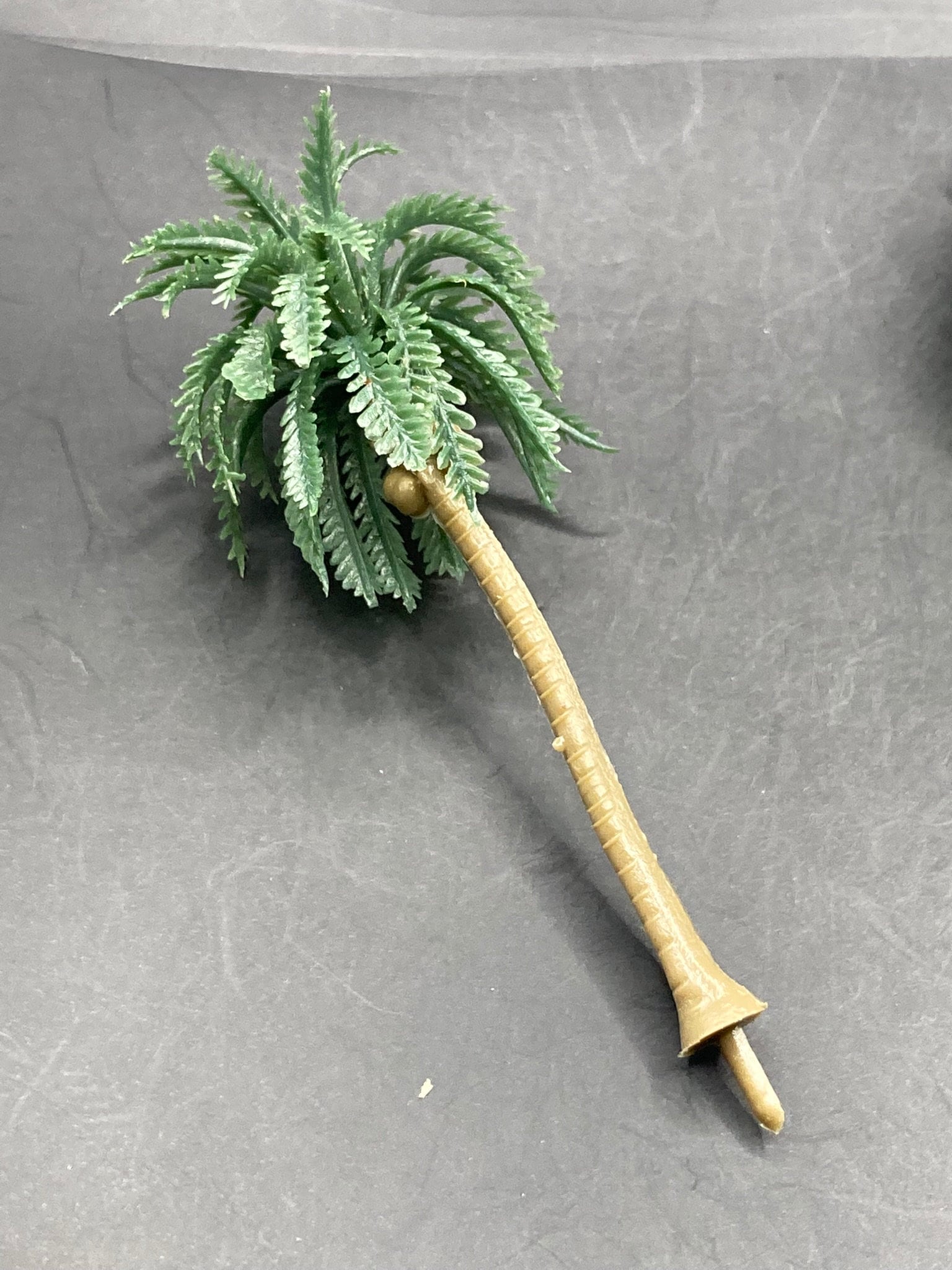 8cm tall price each tropical Miniature brown and green reusable plastic palm tree cake topper
