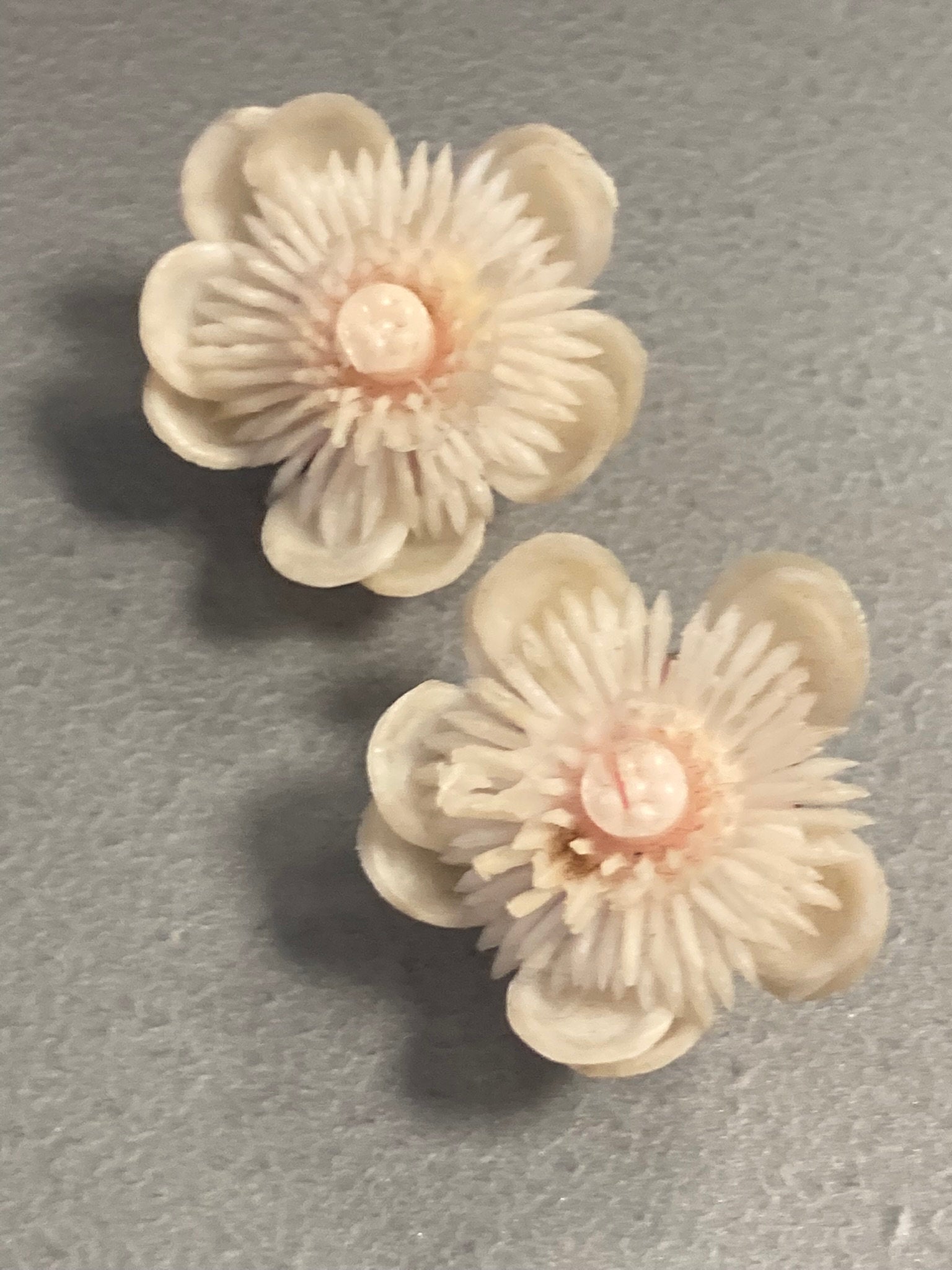 Signed Vintage 1940s cream pink floral flower Clip On Earrings HONG KONG