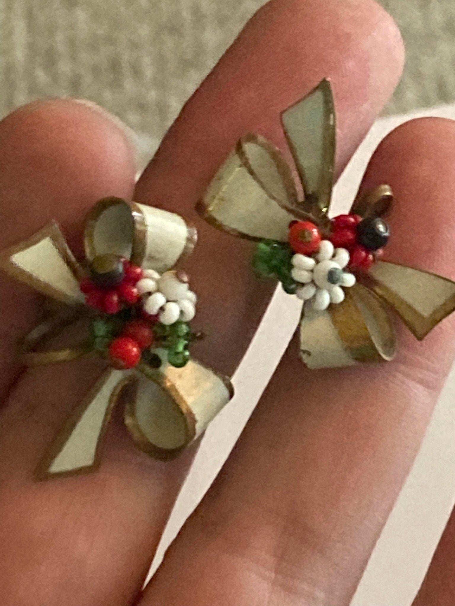 Vintage Retro 1950s pretty cream enamel Christmas red green white bow Clip On Earrings