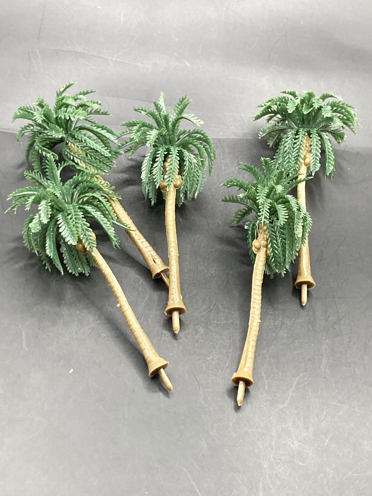 8cm tall price each tropical Miniature brown and green reusable plastic palm tree cake topper