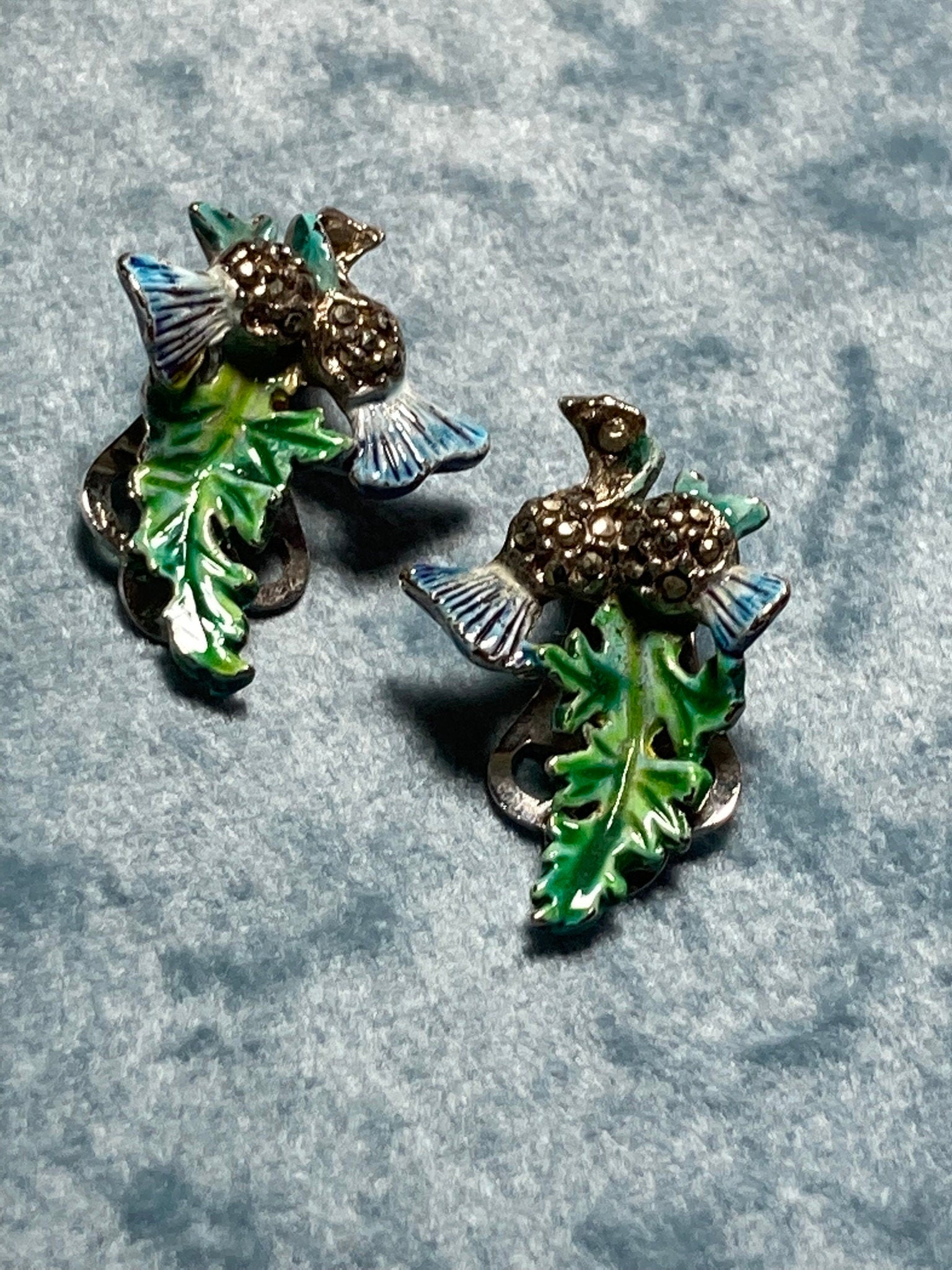 Vintage Marcasite silver tone SCOTTISH THISTLE floral Clip On Stud Earrings