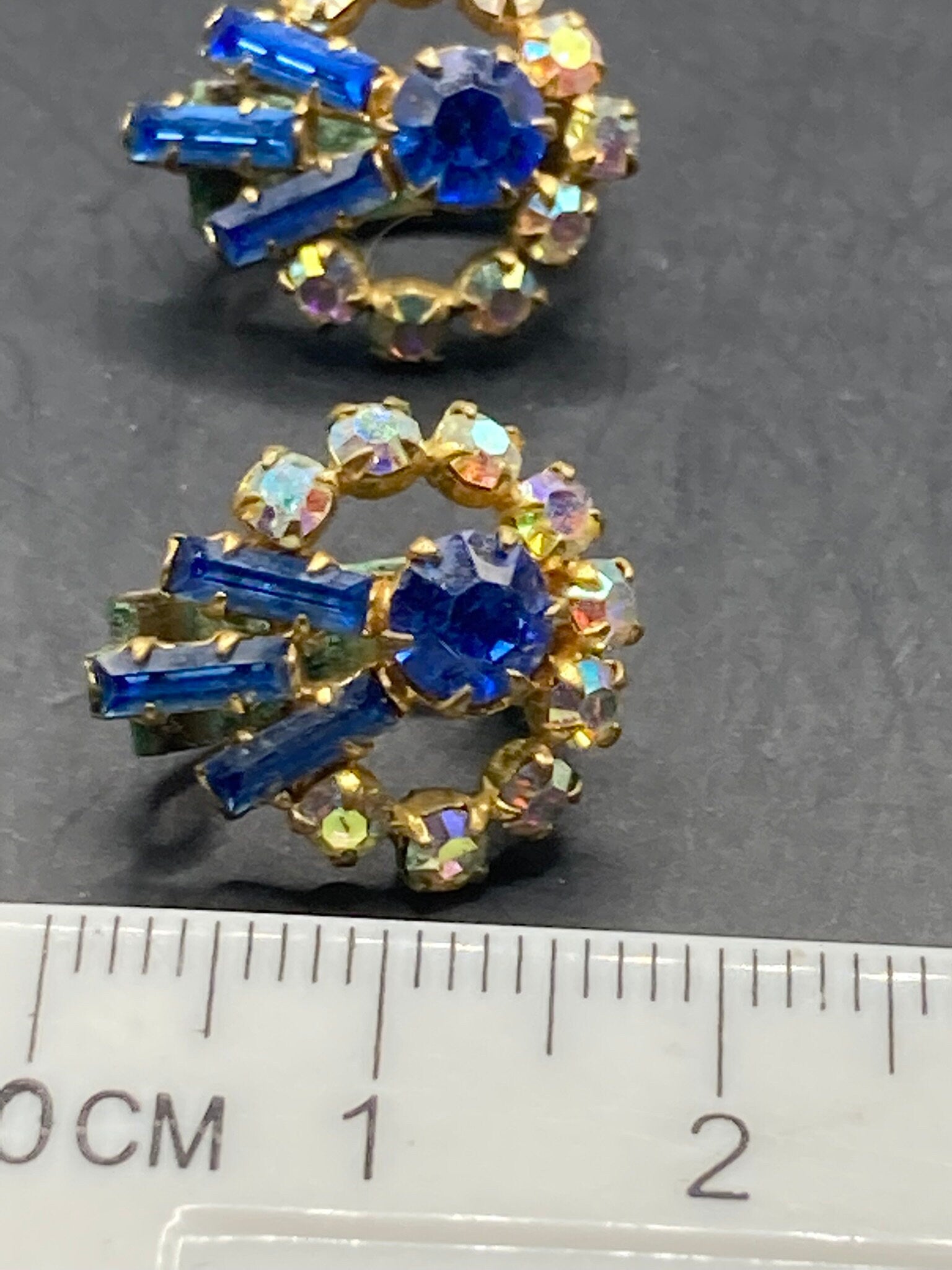 Vintage silver tone blue sapphire glass and AB diamanté paste pair stud earrings clip on