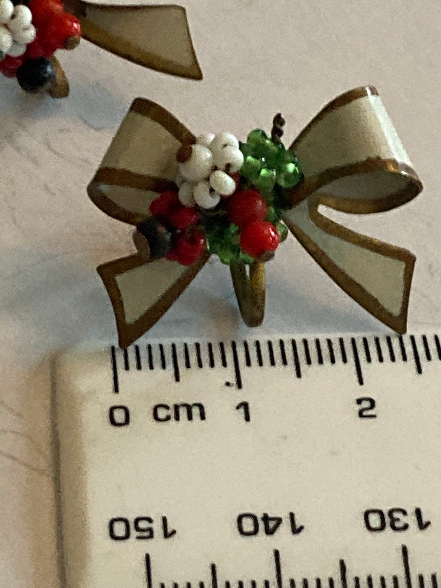 Vintage Retro 1950s pretty cream enamel Christmas red green white bow Clip On Earrings
