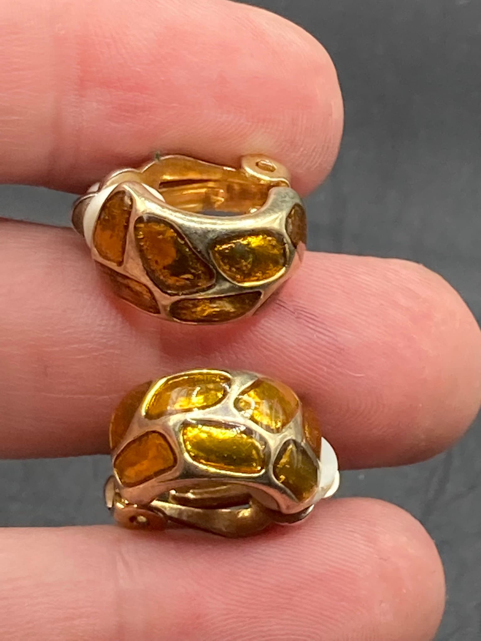 Vintage Glass orange amber enamel gold tone oval Clip On Stud Earrings