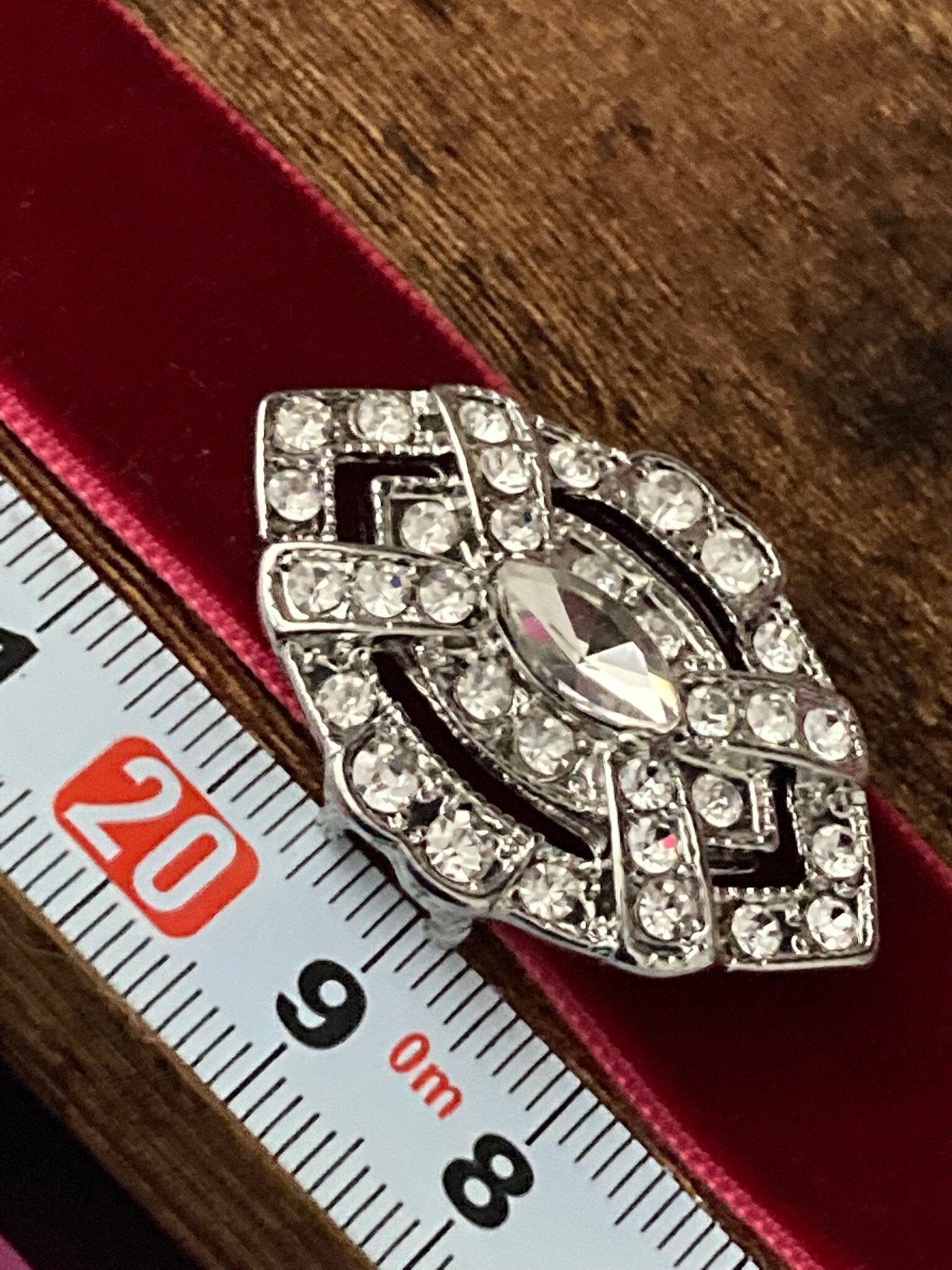 Victoriana style deep dark blood  red velveteen adjustable choker necklace with sliding diamante pendant detail