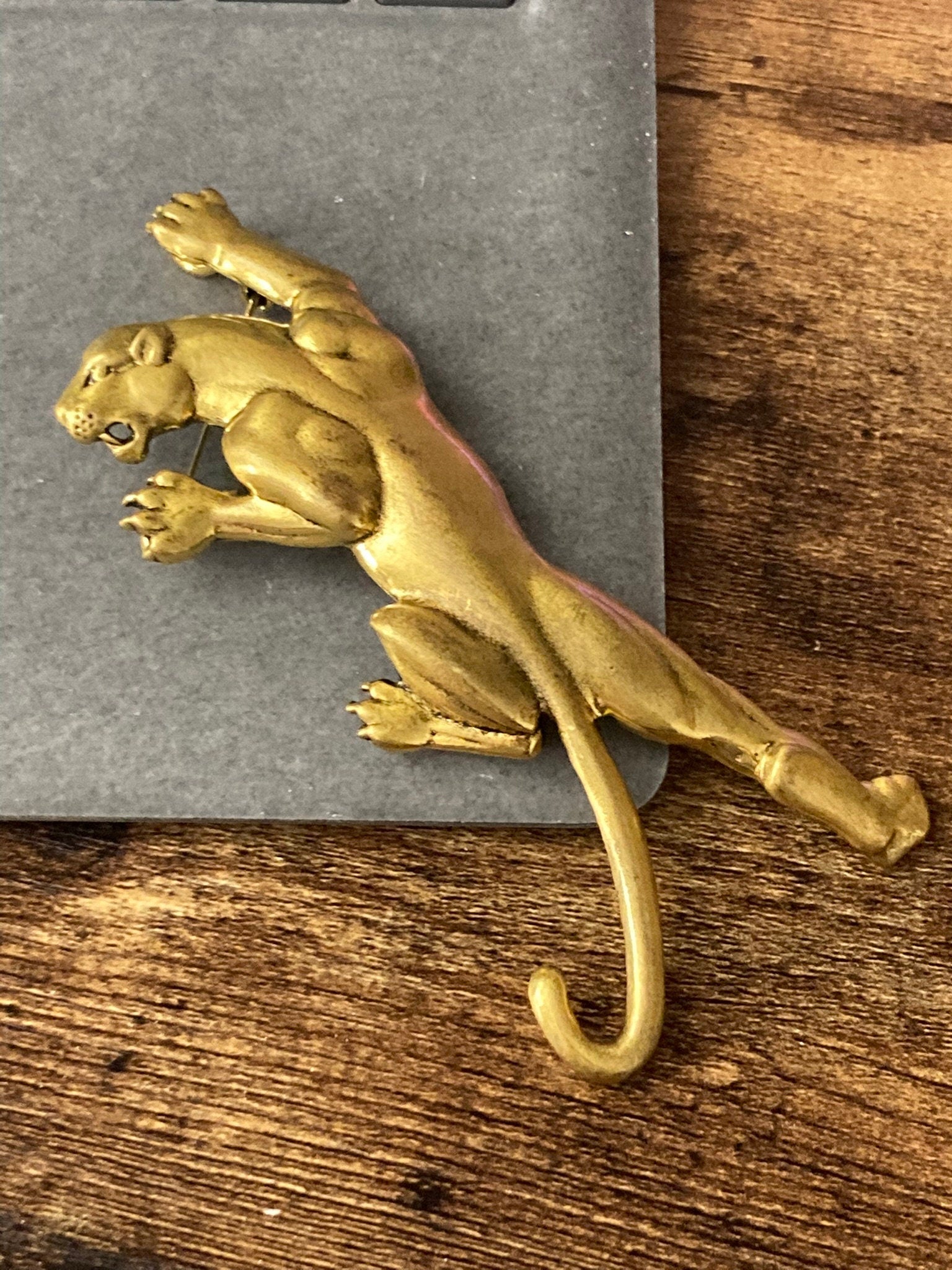 Big Cat panther puma brooch for coat oversized gold tone 11cm