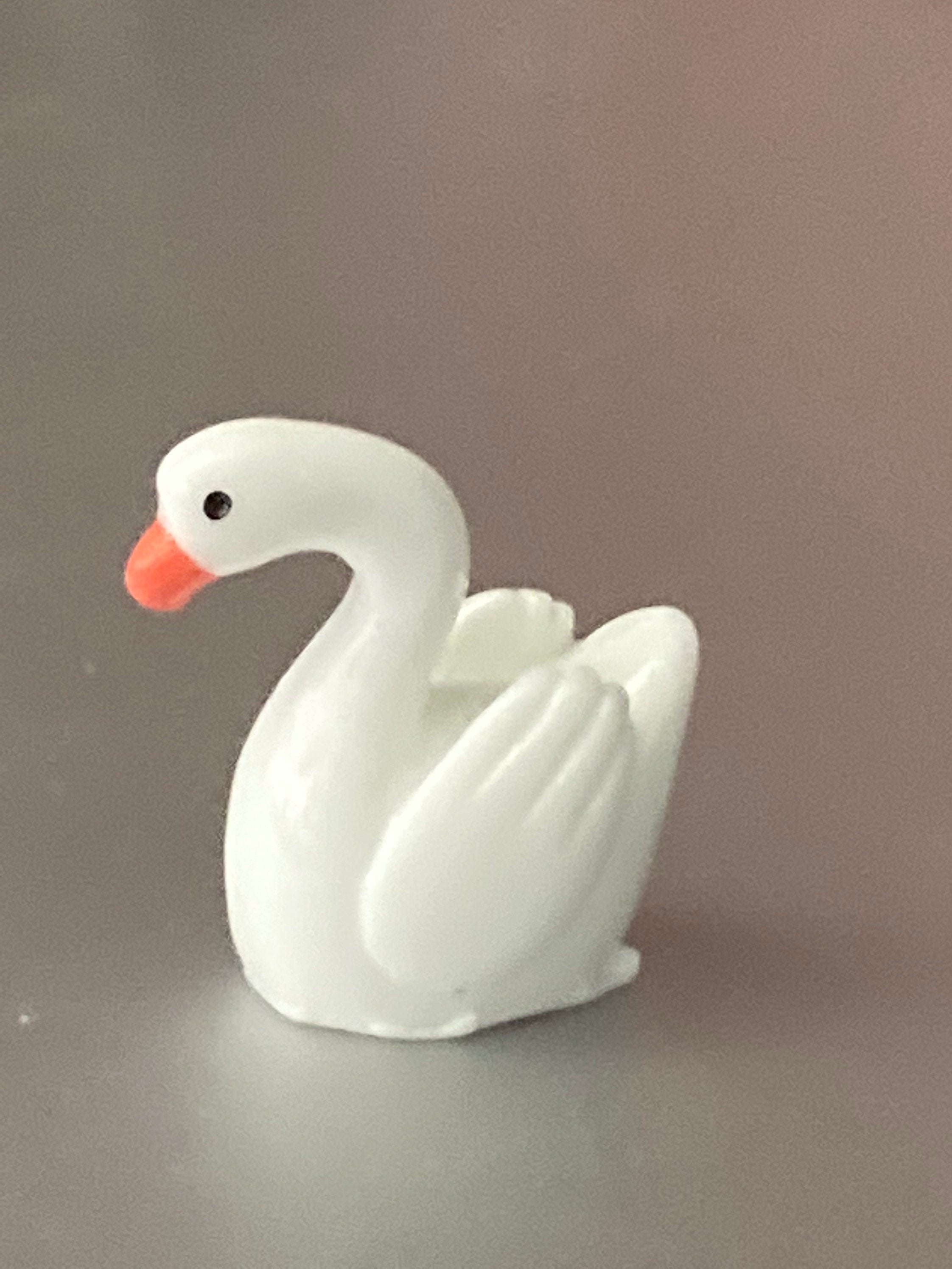 Miniature pair of white swans plastic cake toppers decorations figures