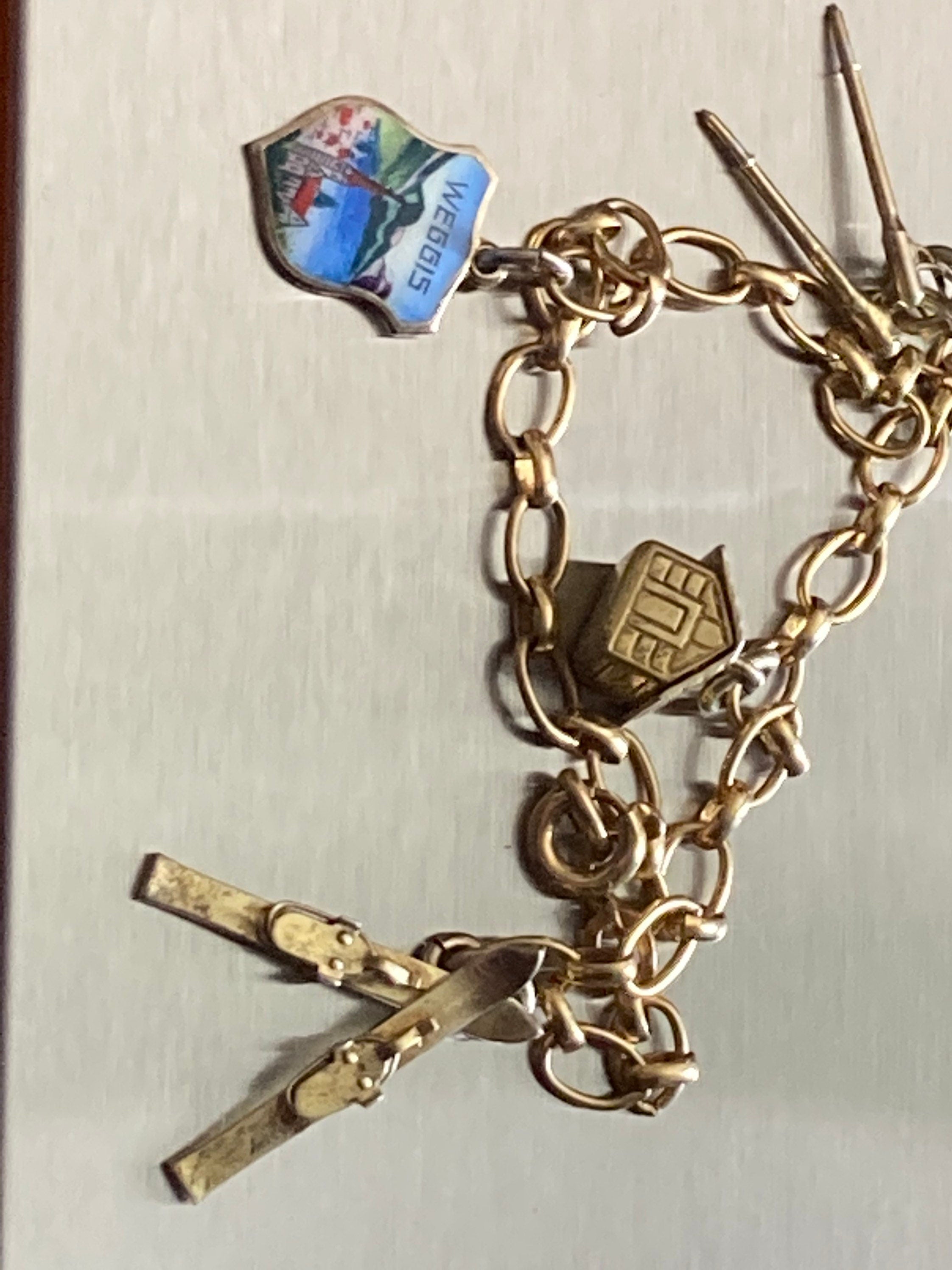 Andreas daub Vintage stamped 800 silver gilt dainty chain link charm bracelet skiing 18.5cm long