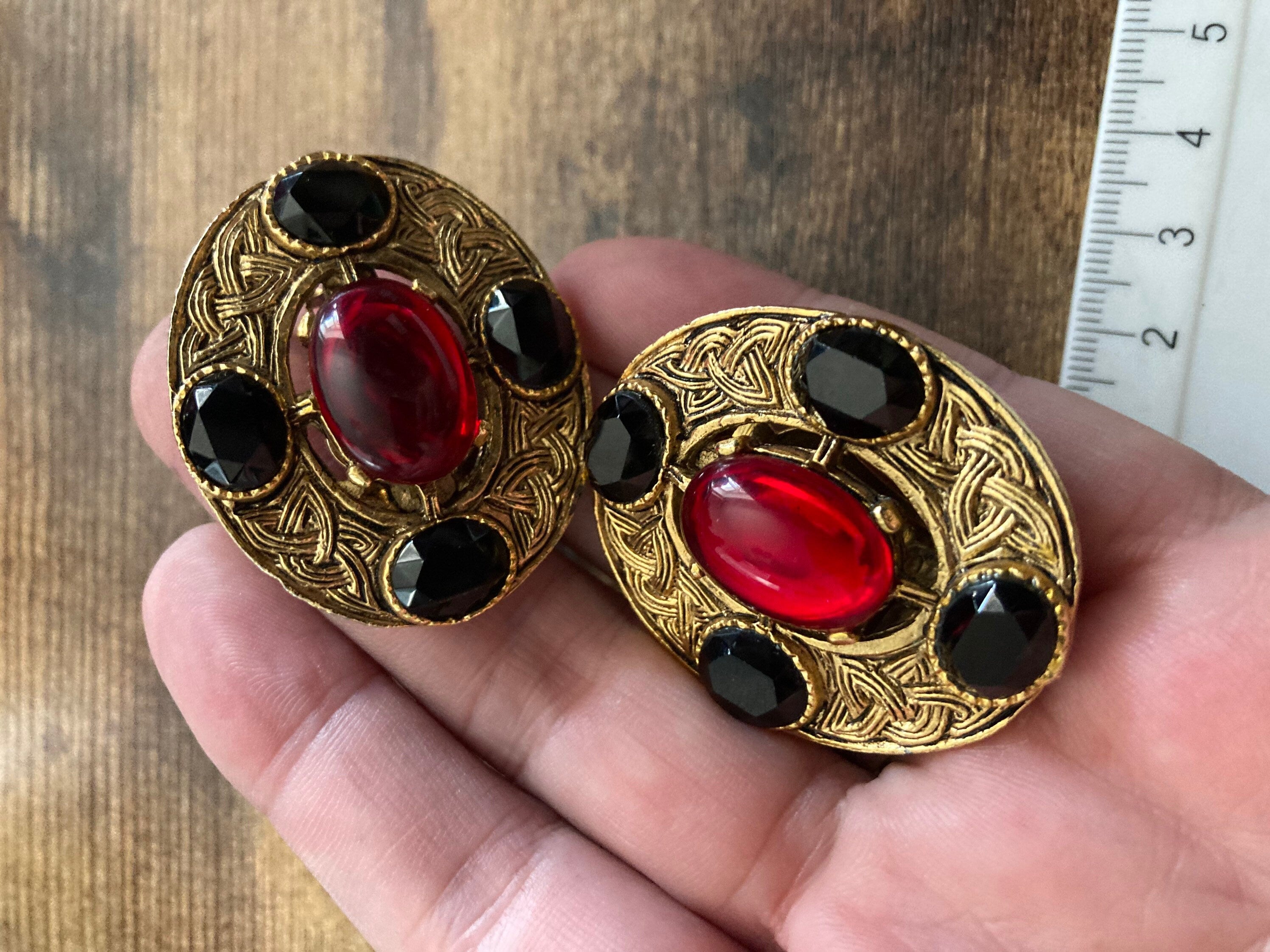 Oversized rhinestone ruby black paste oval gold tone clip on stud earrings