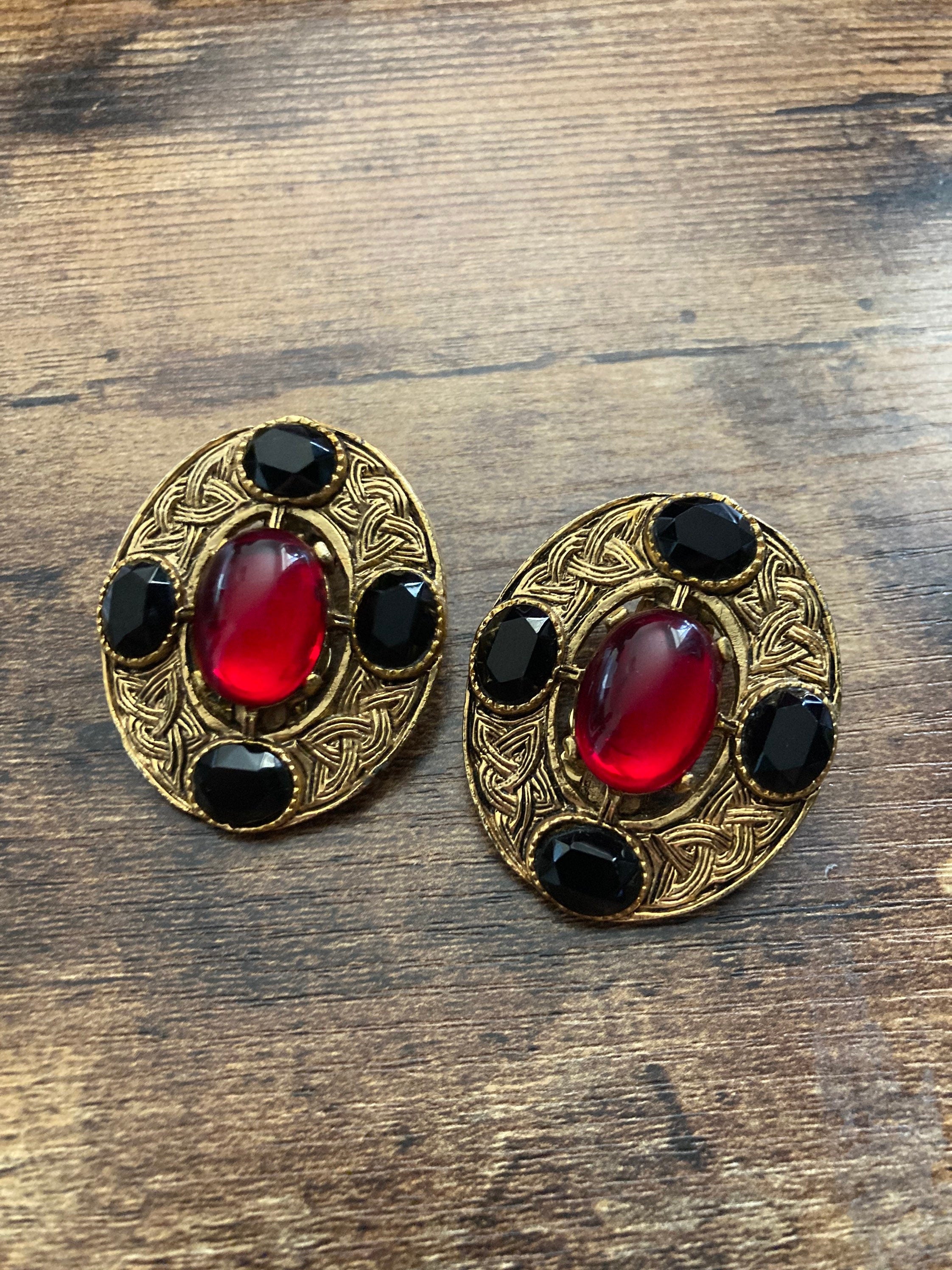 Oversized rhinestone ruby black paste oval gold tone clip on stud earrings