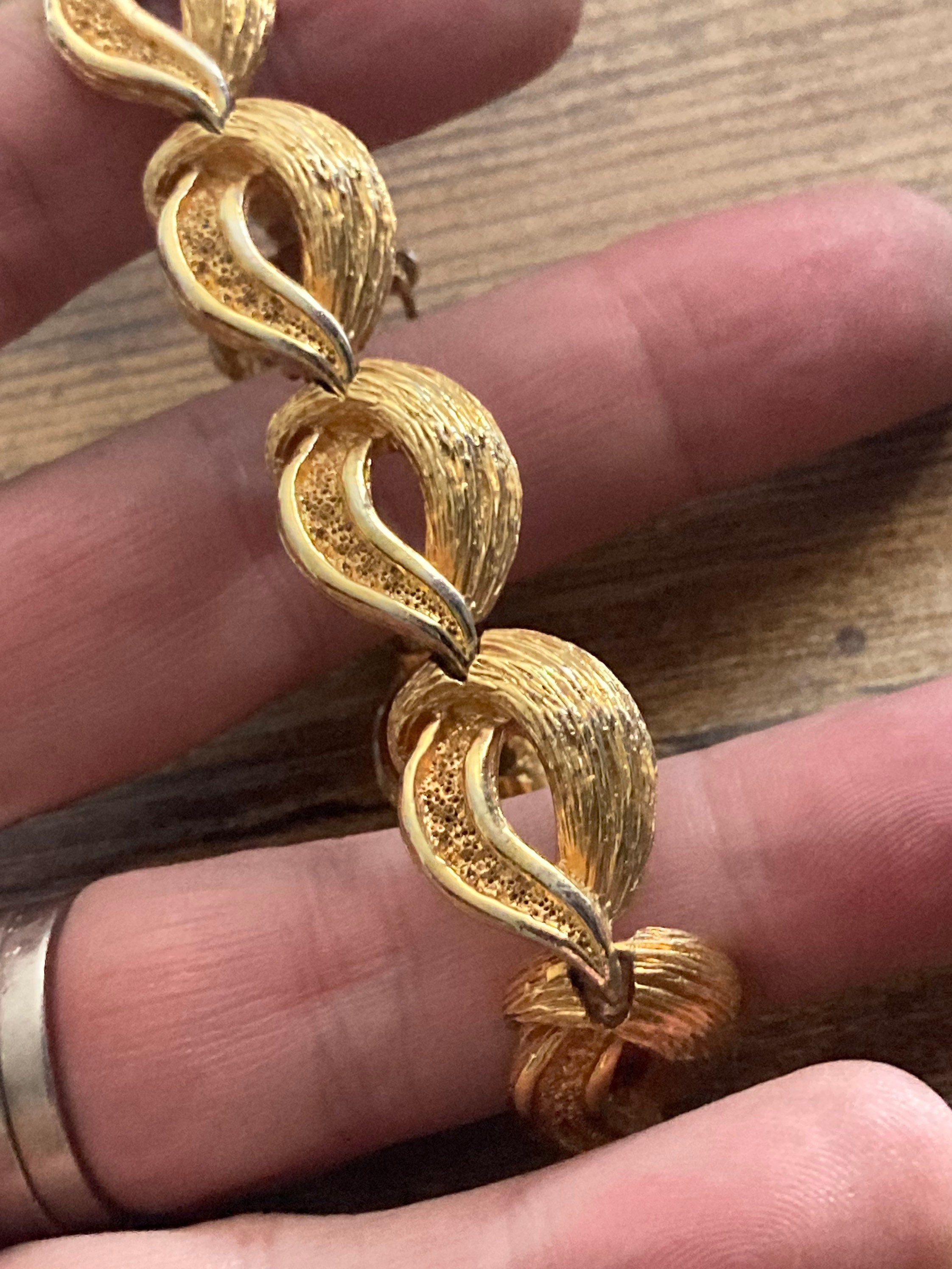 abstract chain link bracelet 1970s modernist period gold tone mid century
